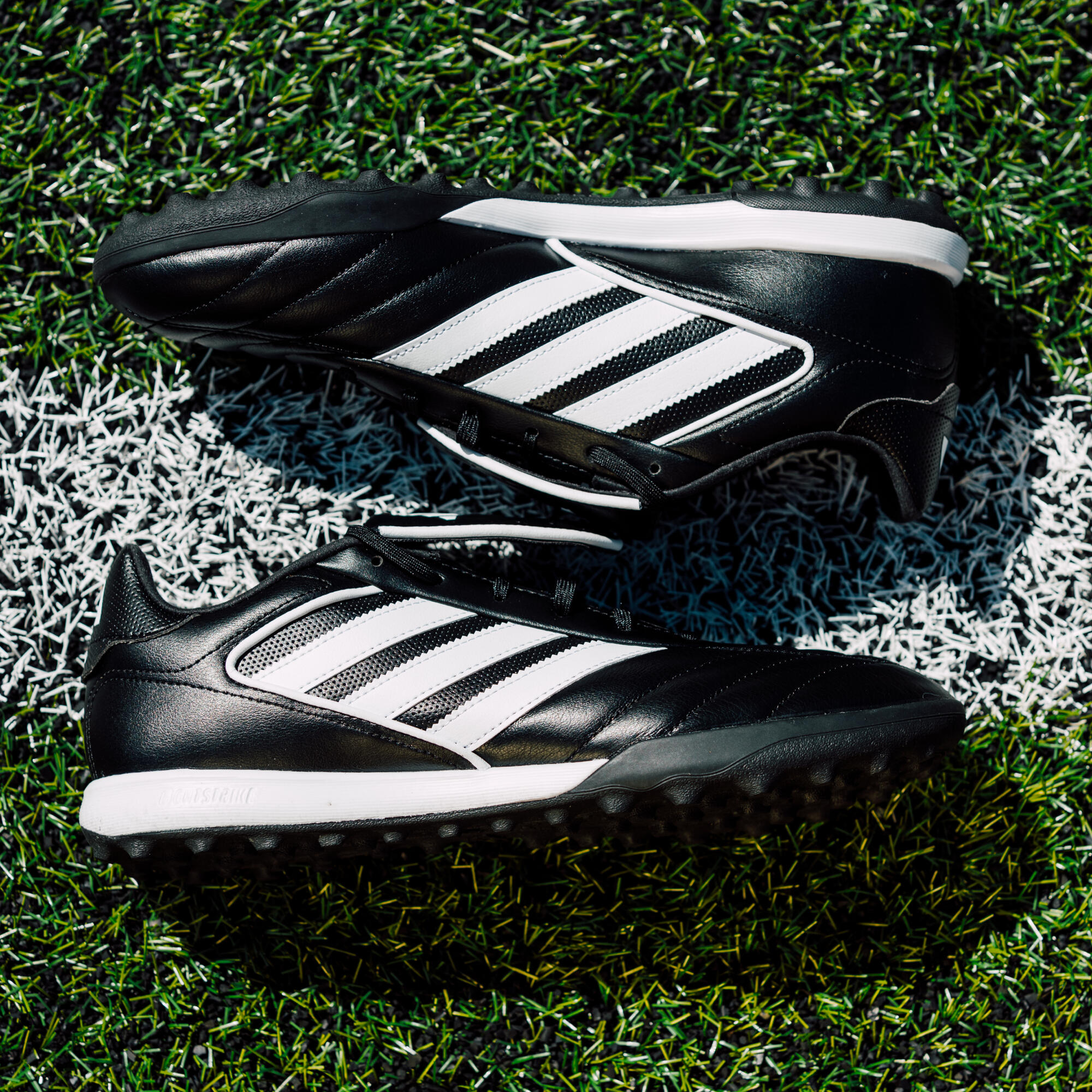 Fotbalové kopačky Copa Gloro Turf pro dospělé 10/12