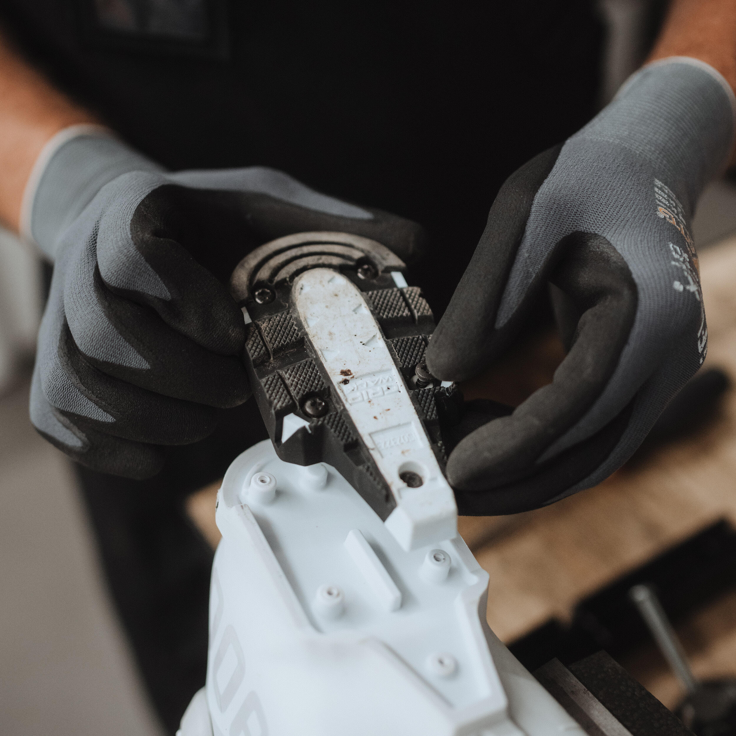 WORKSHOP Reparatur/Austausch Zubehör Skischuhe