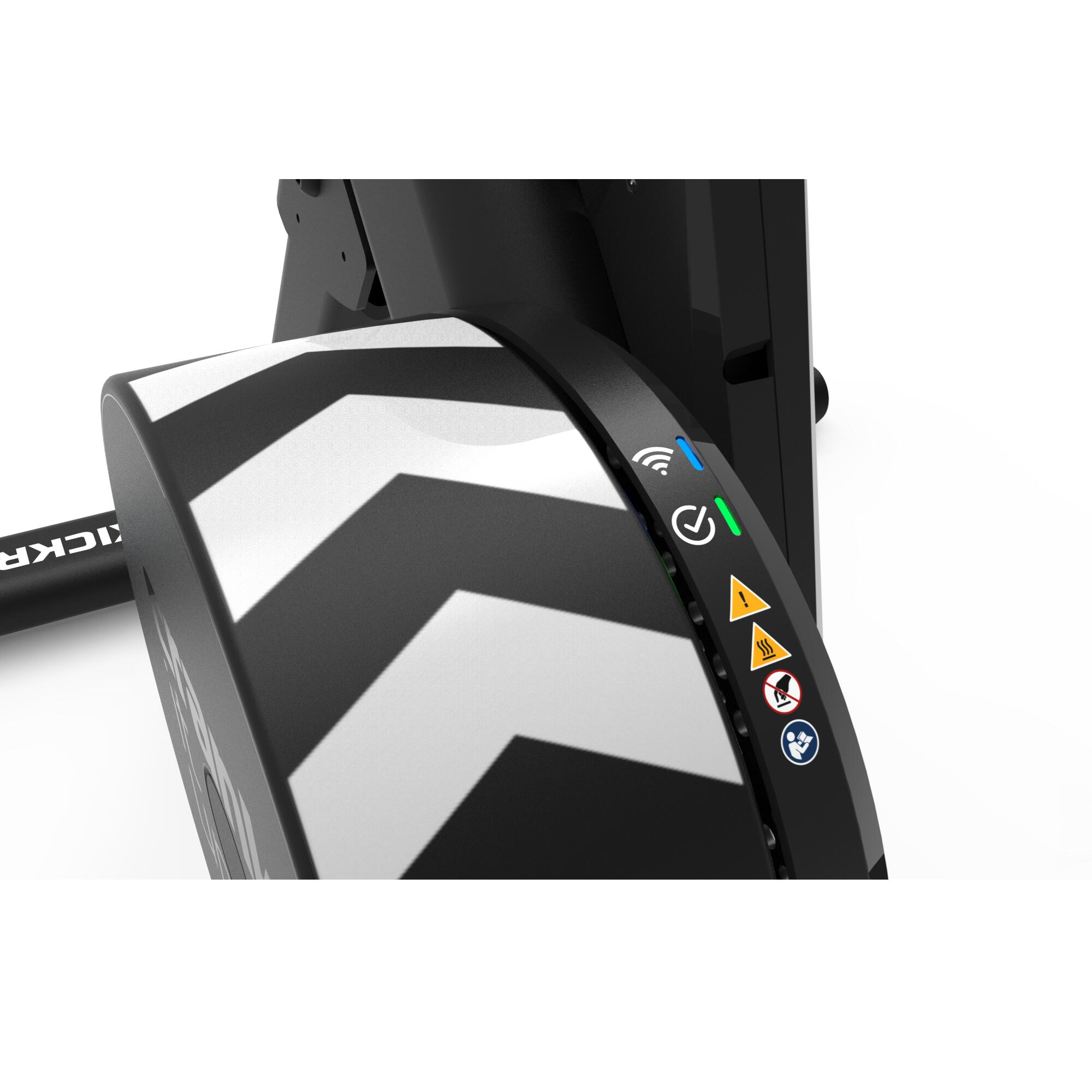 Trenażer rowerowy Wahoo KICKR CORE 2 Smart z kasetą 7/14