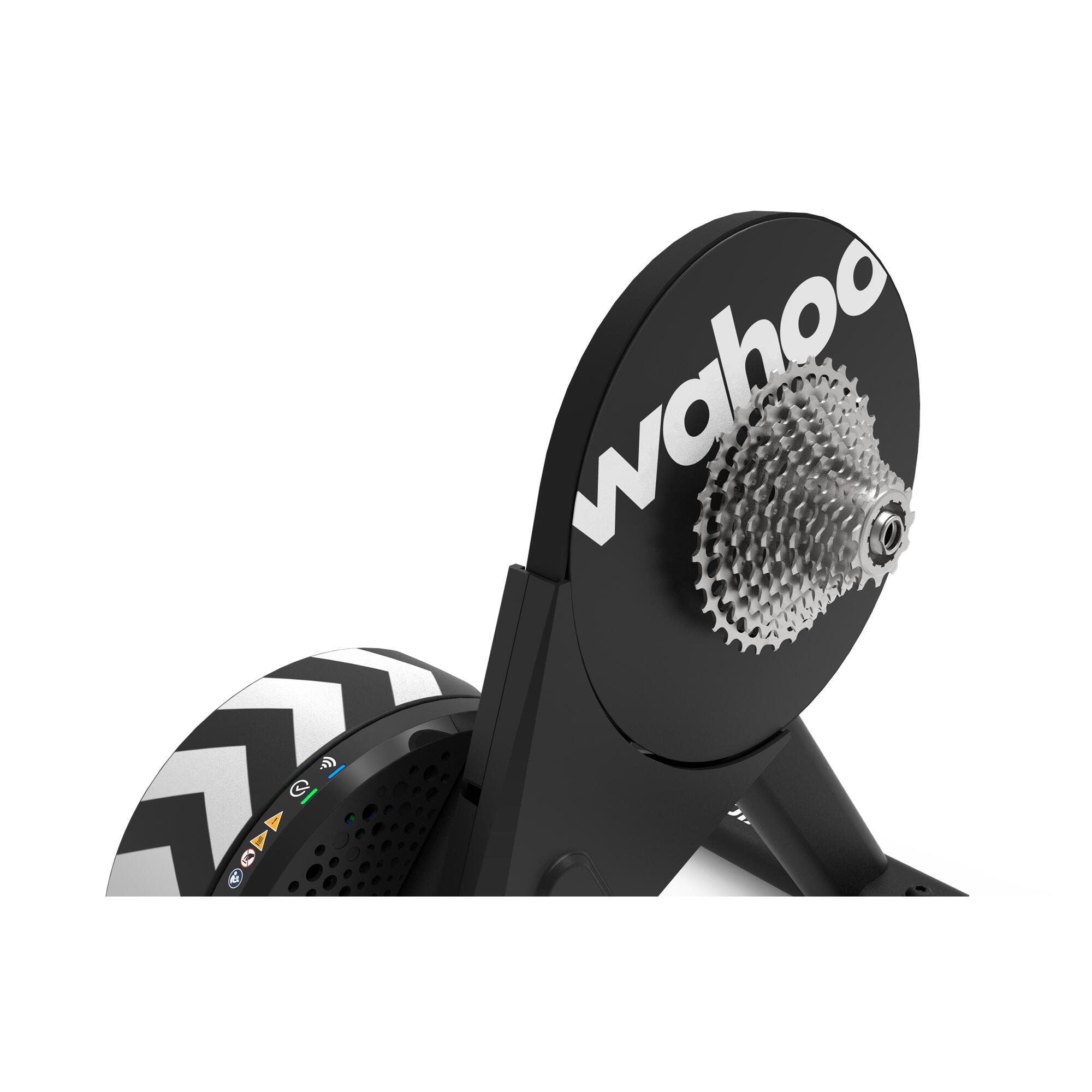Trenażer rowerowy Wahoo KICKR CORE 2 Smart z kasetą 4/14