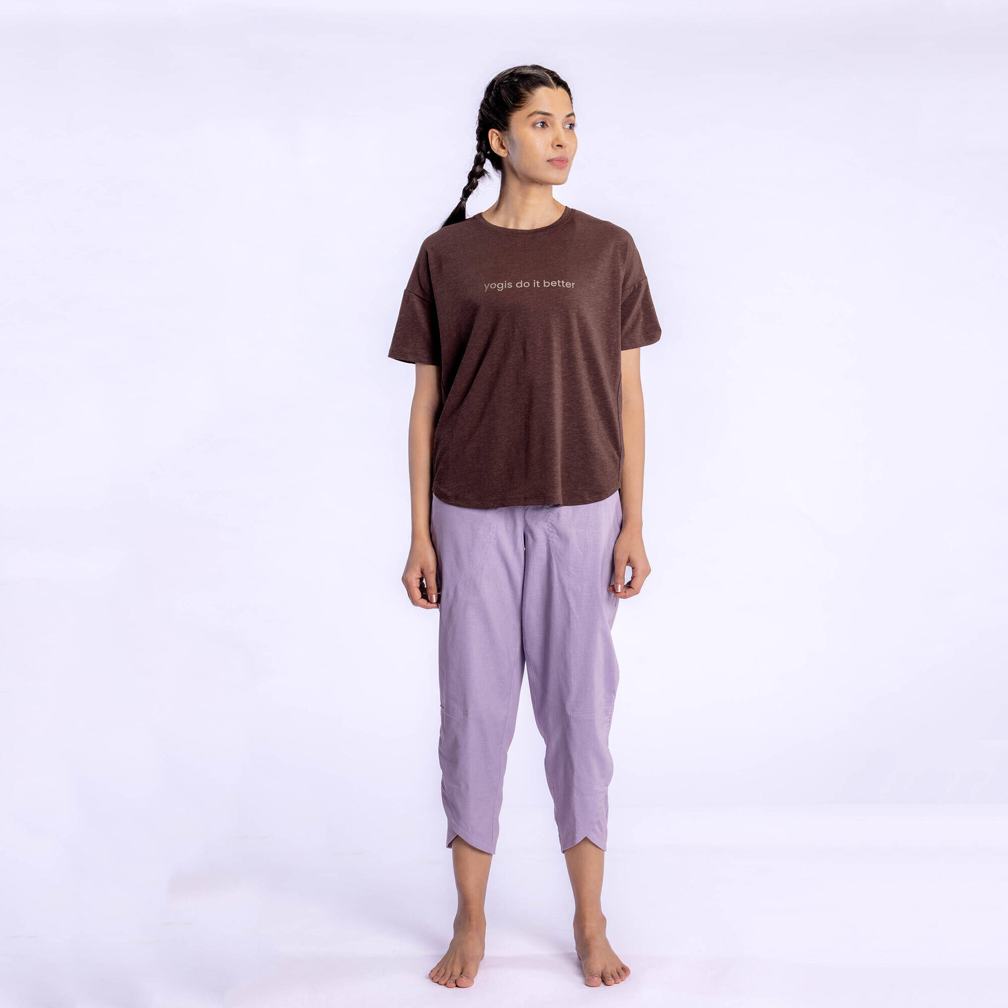 Women's Short-Sleeved Yoga T-Shirt - Wengé Brown -  3