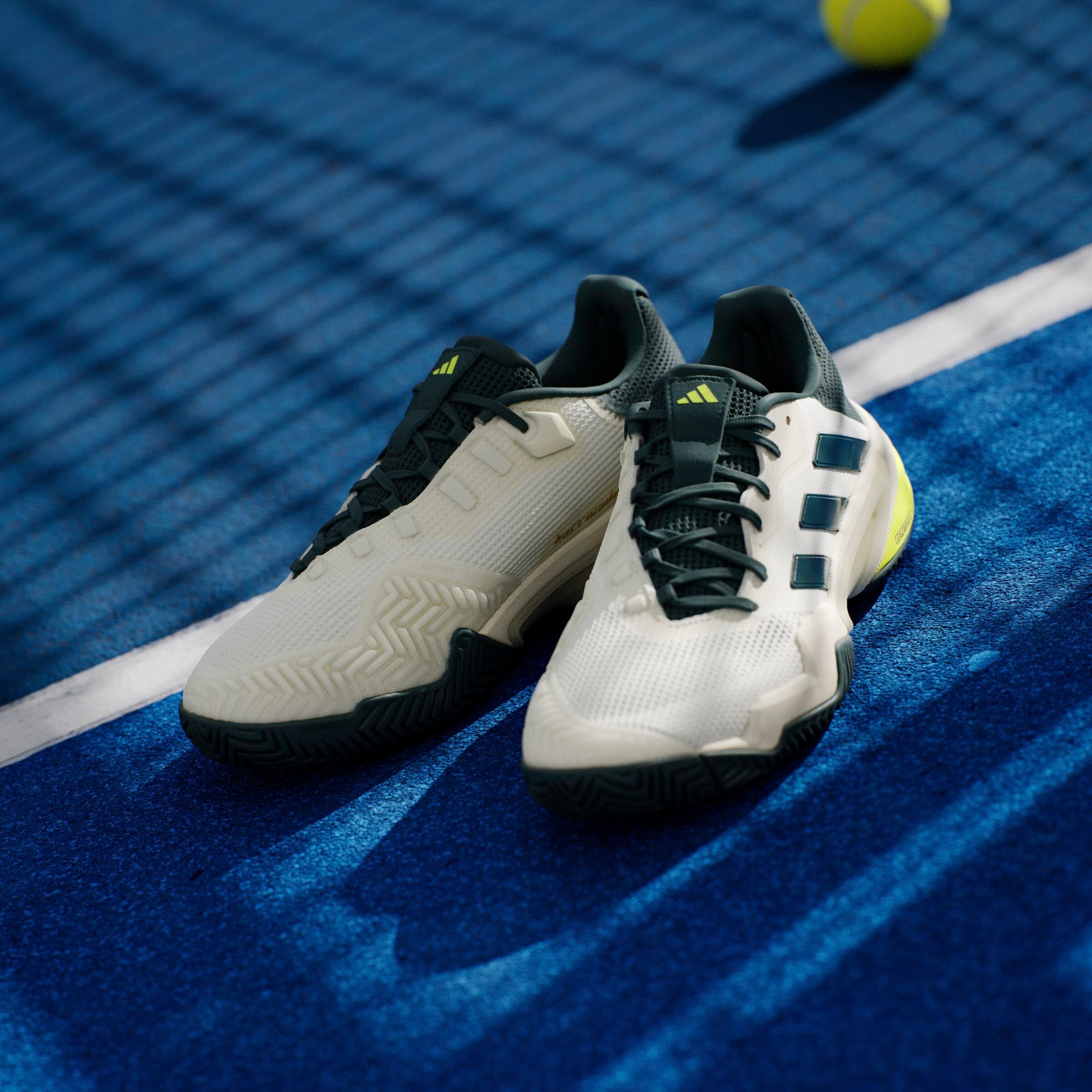 Chaussures de tennis multicourt homme - adidas Barricade 13 blanc cassé vert 9/16