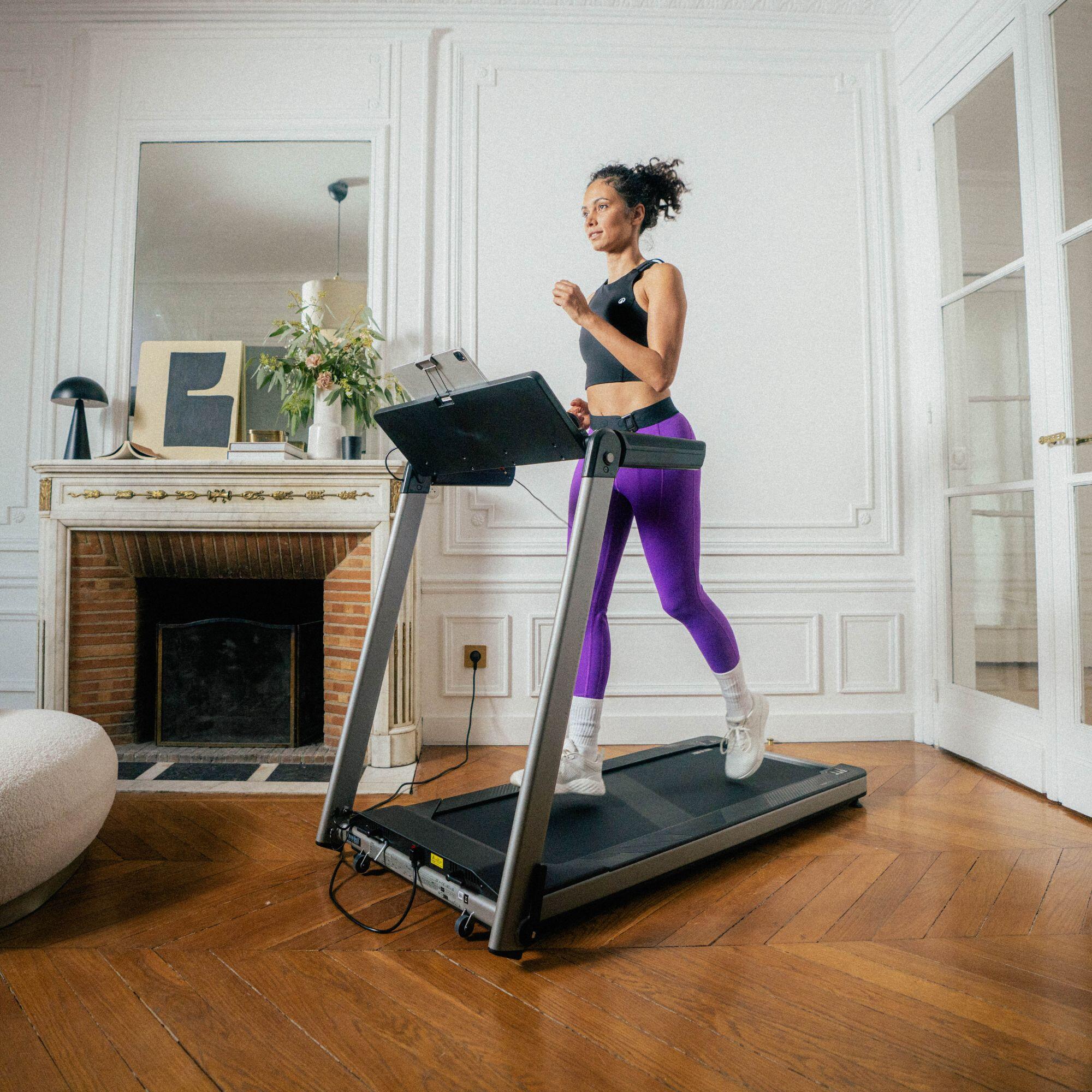 Compact 14 km/h Treadmill Run 100 Milor Limited Edition