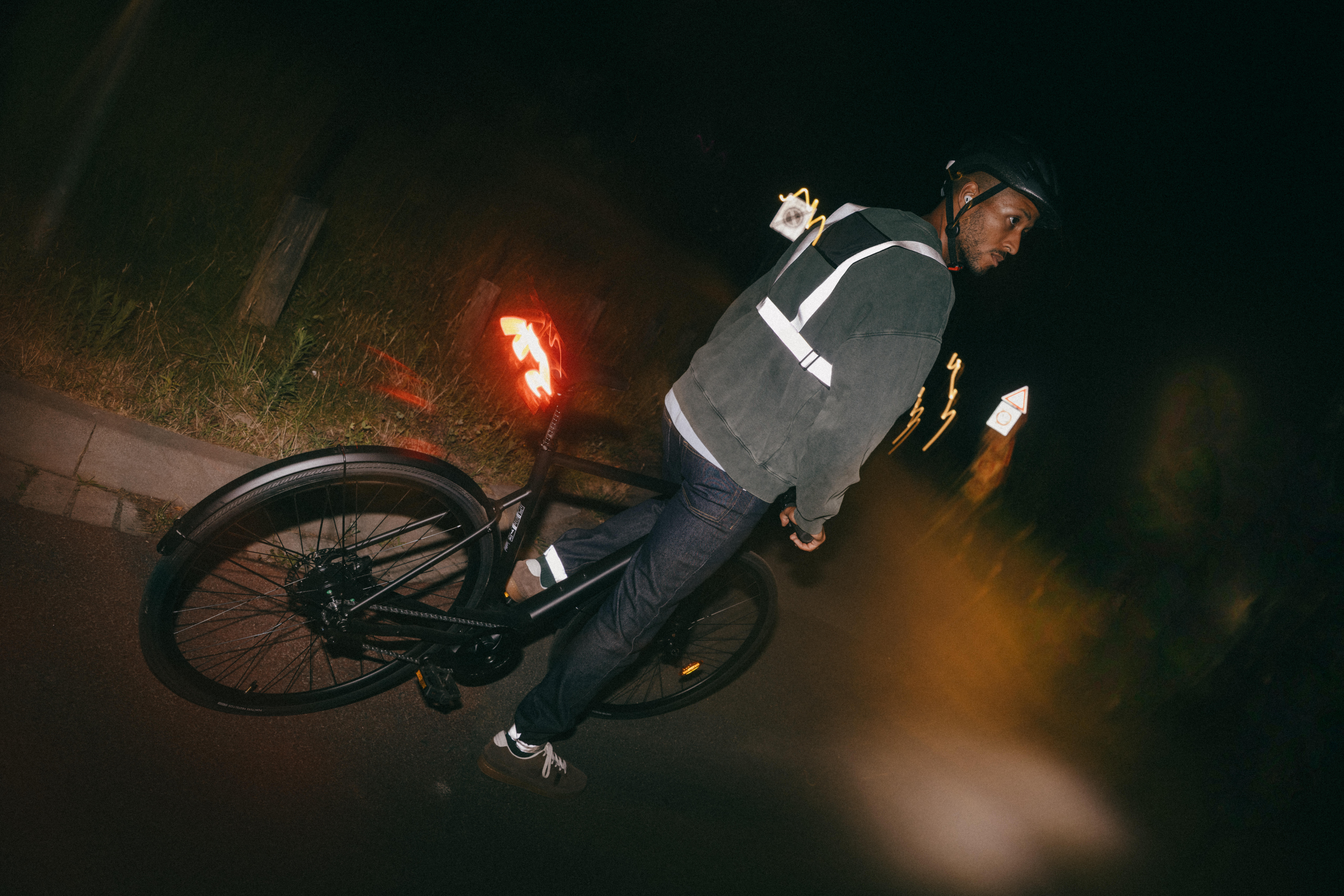 Harnais réfléchissant de visibilité pour vélo de ville - BTWIN