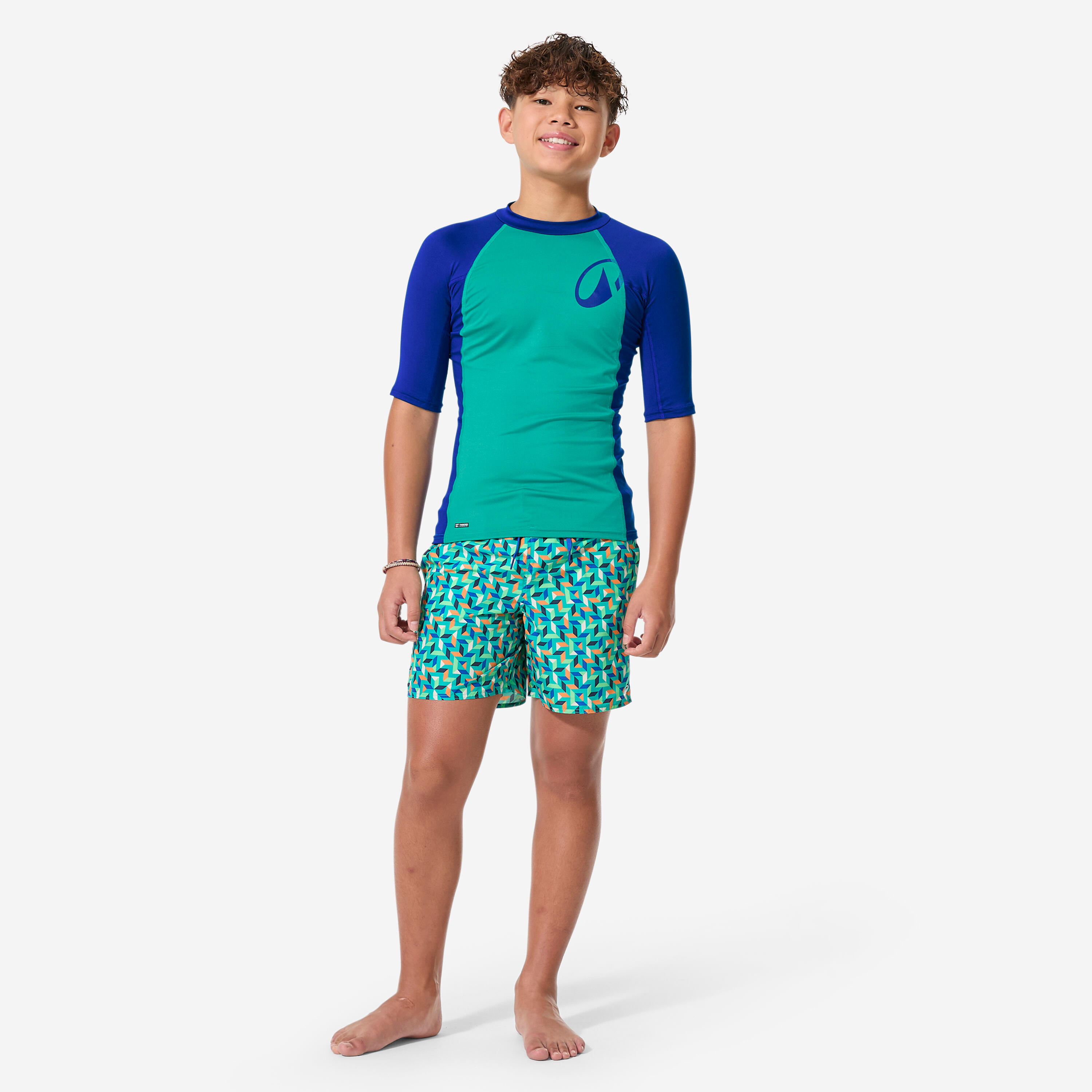 Top anti uv surf manches courtes garçon, 500 bleu et vert 2/8
