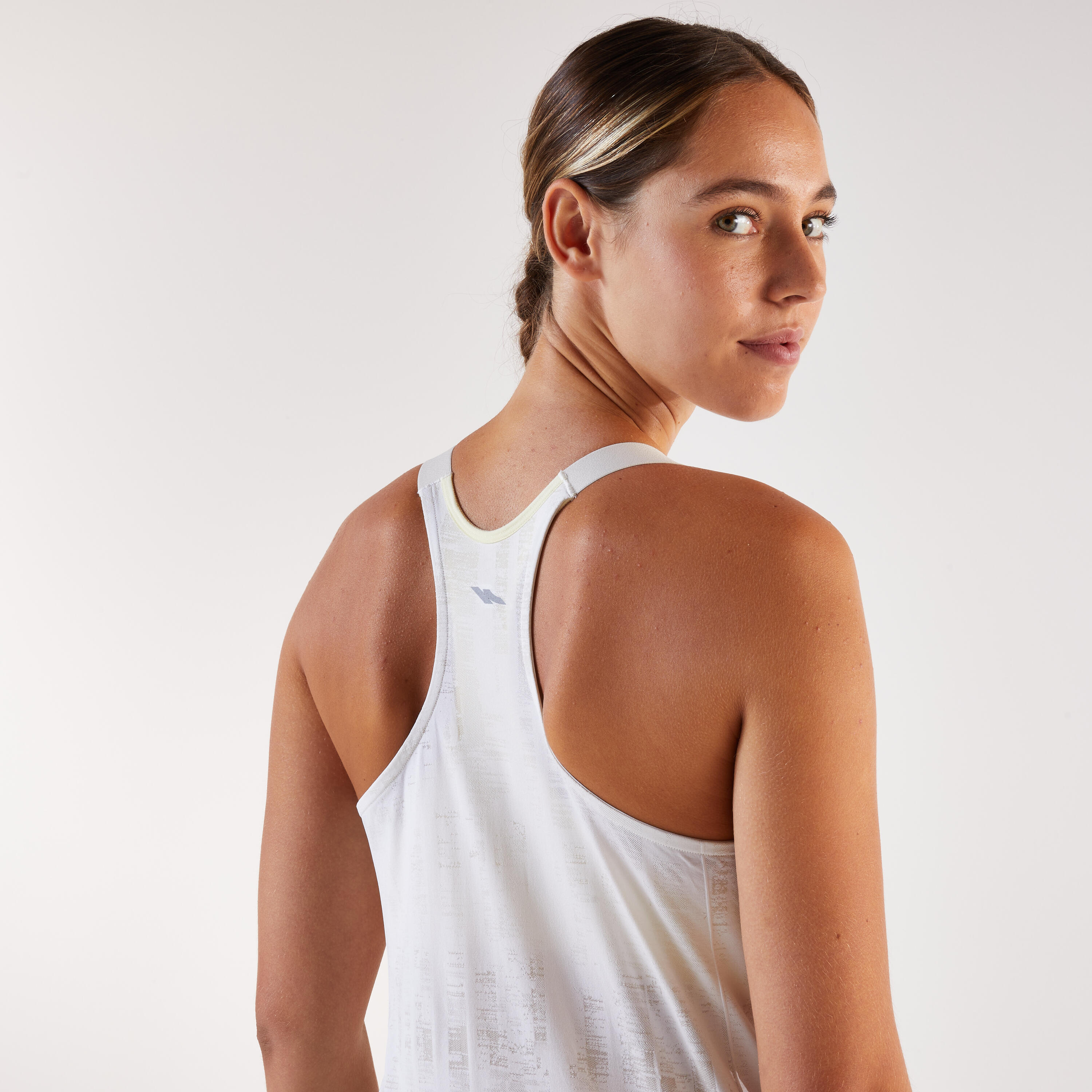 Canotta con reggiseno running donna RUN 500 COMFORT beige 4/8