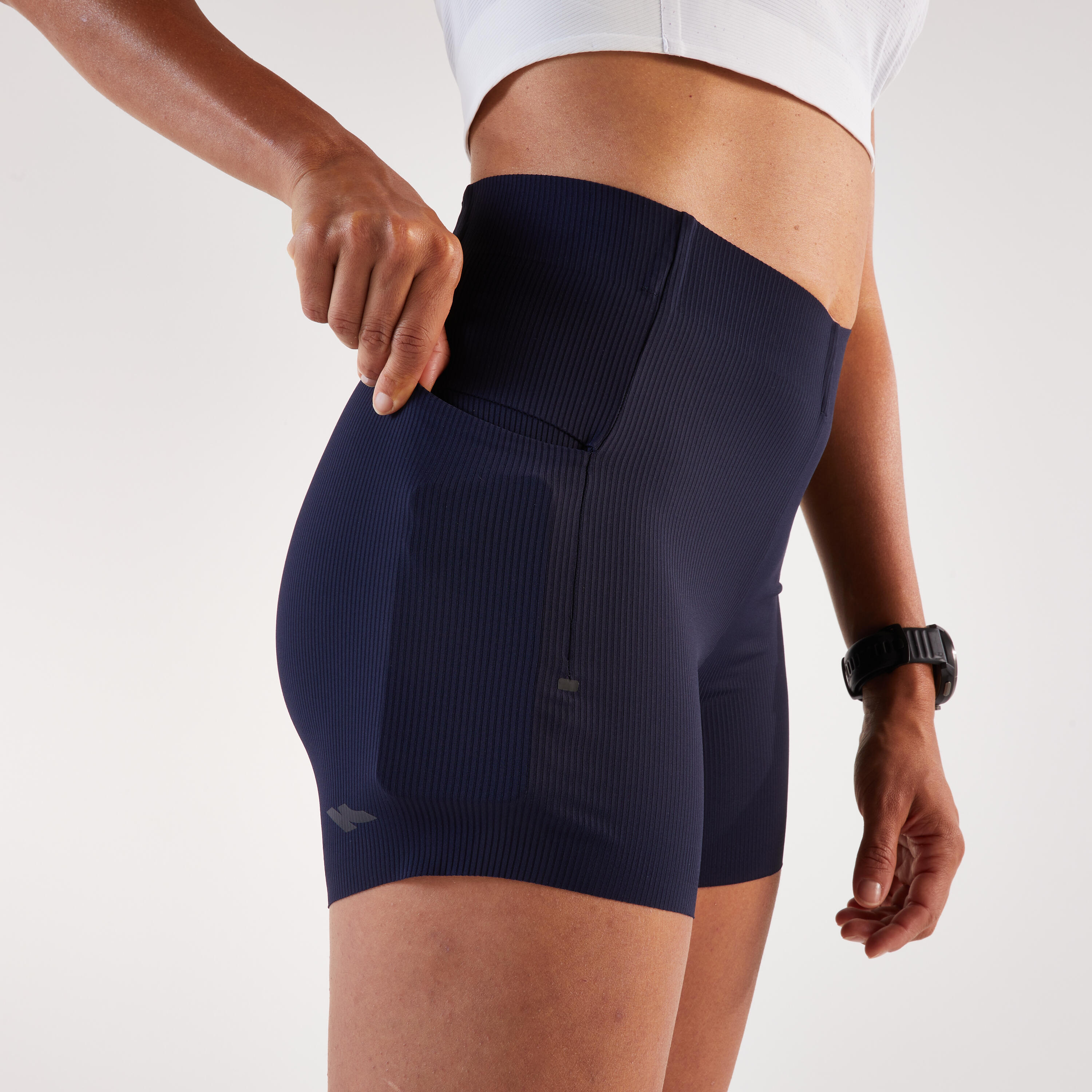 Laufshorty für Frauen, Kiprun Run 900 marineblau 8/15