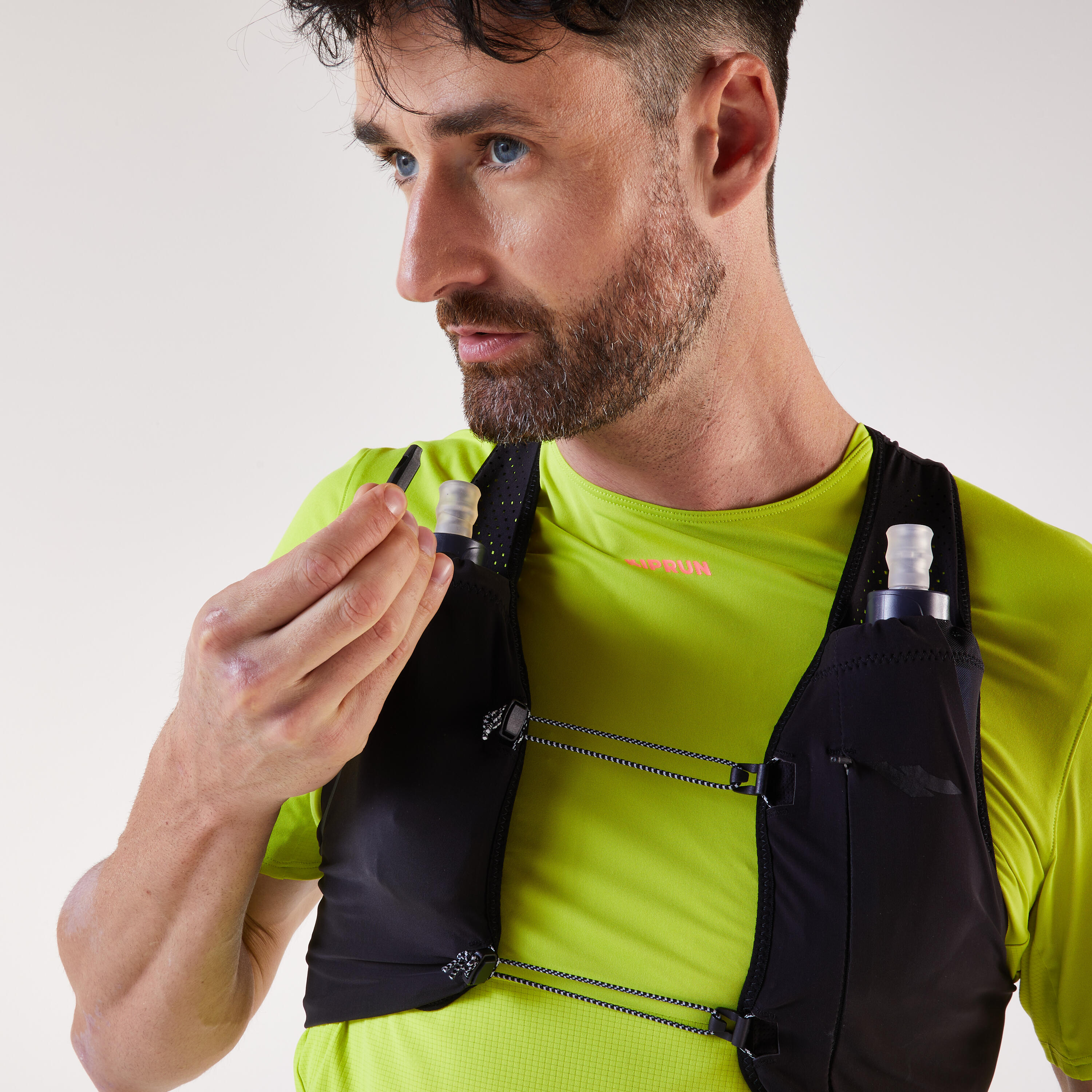 Gilet d'hydratation course à pied compétition mixte - KIPRUN 900 RACE 3L NOIR 9/16