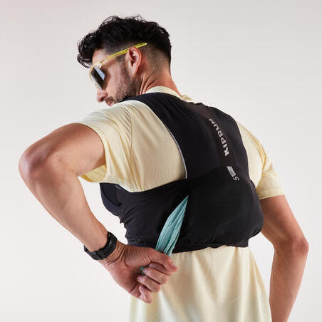 Жилет для трейлу з кишенями для пляшок з водою 5 л