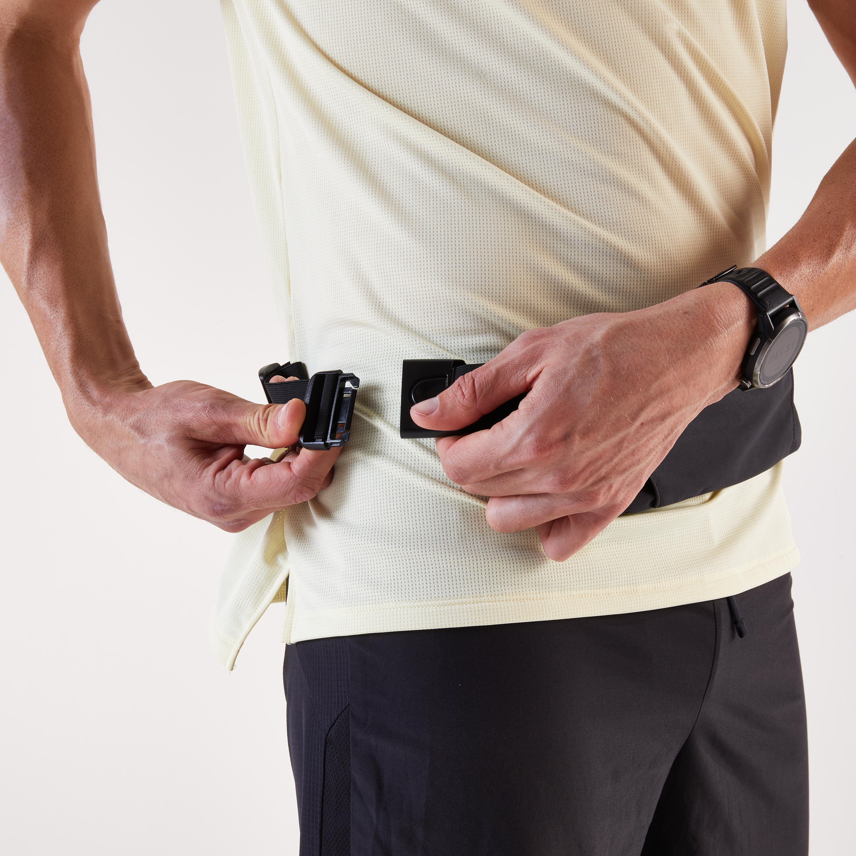 Cinturón de running Kiprun - negro 9/10