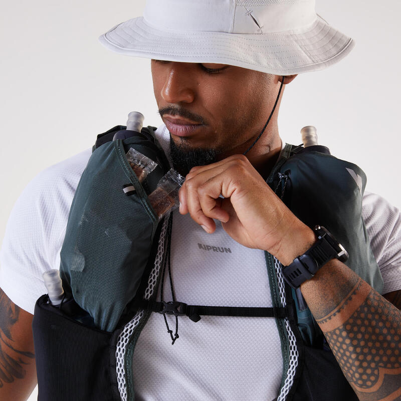 Rucsac de alergare mixt + rezervor de apă 2L inclus - KIPRUN 900 20+5L Kaki