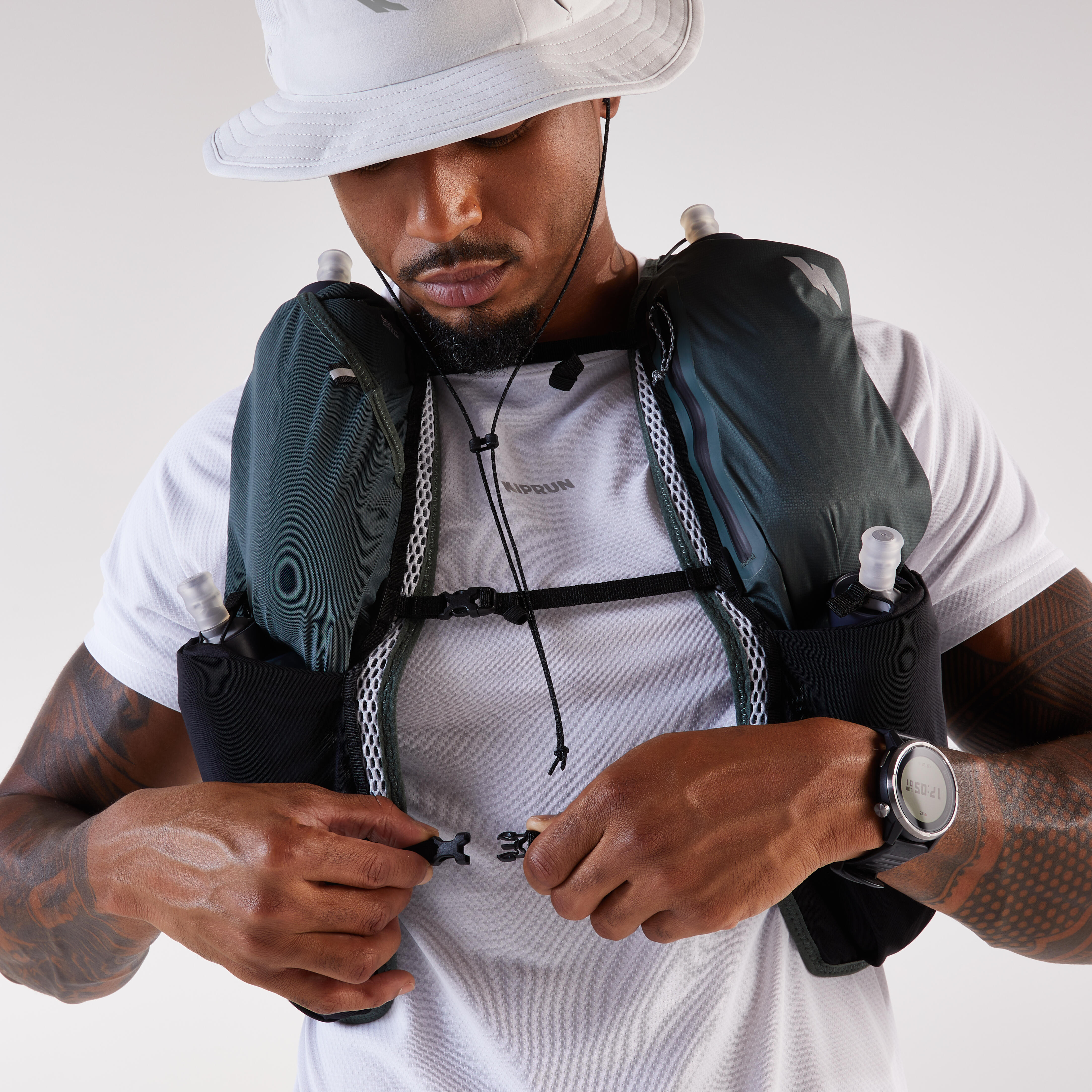 Trail Running Hydration Bag 20 L/25 L + Water Bladder 2 L - KIPRUN