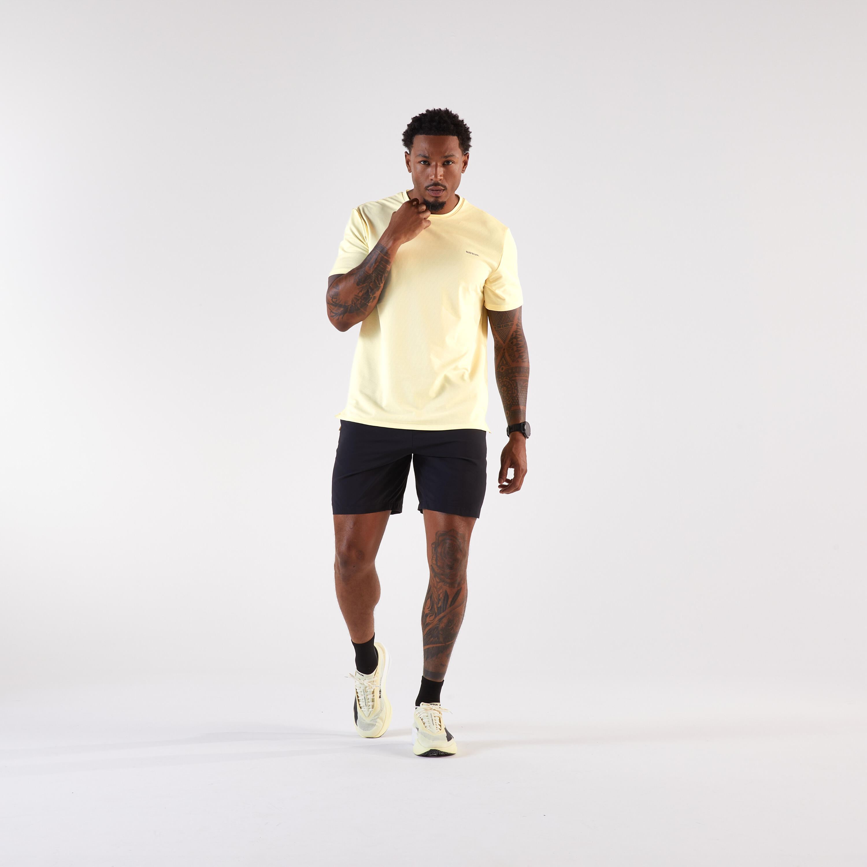 T-shirt de de course respirant homme, Run 500 Dry jaune clair 2/10
