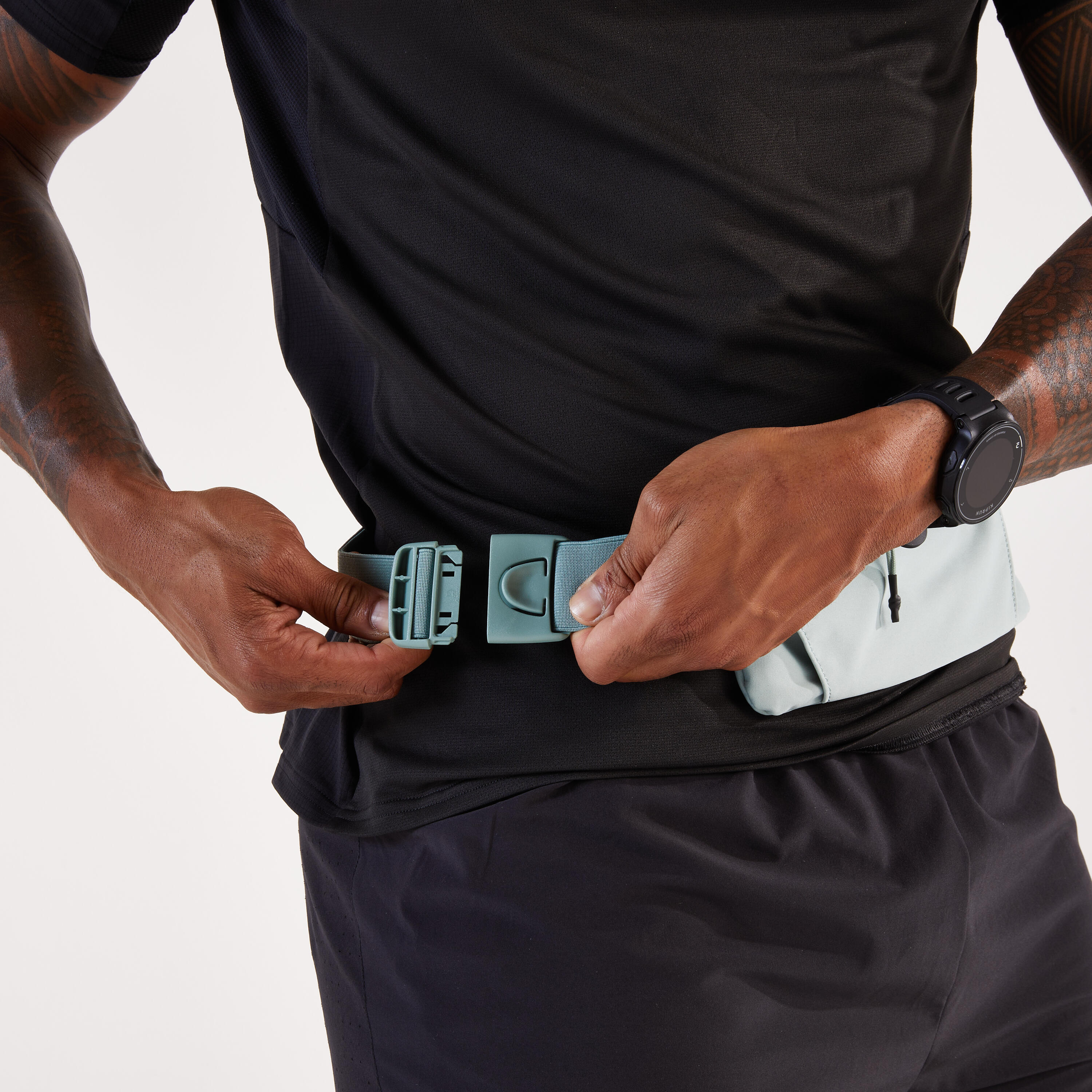Marsupio Sportivo Running Con Touch Screen Trasparente E Foro Cuffie - Borse Da Vita Impermeabili Per Uomo E Donna, Per Corsa, Ciclismo, Escursioni, Campeggio - Capacità 3 Tasche (Verde)