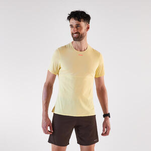 Camiseta running larga distancia hombre, Kiprun run 900 grafismo amarillo
