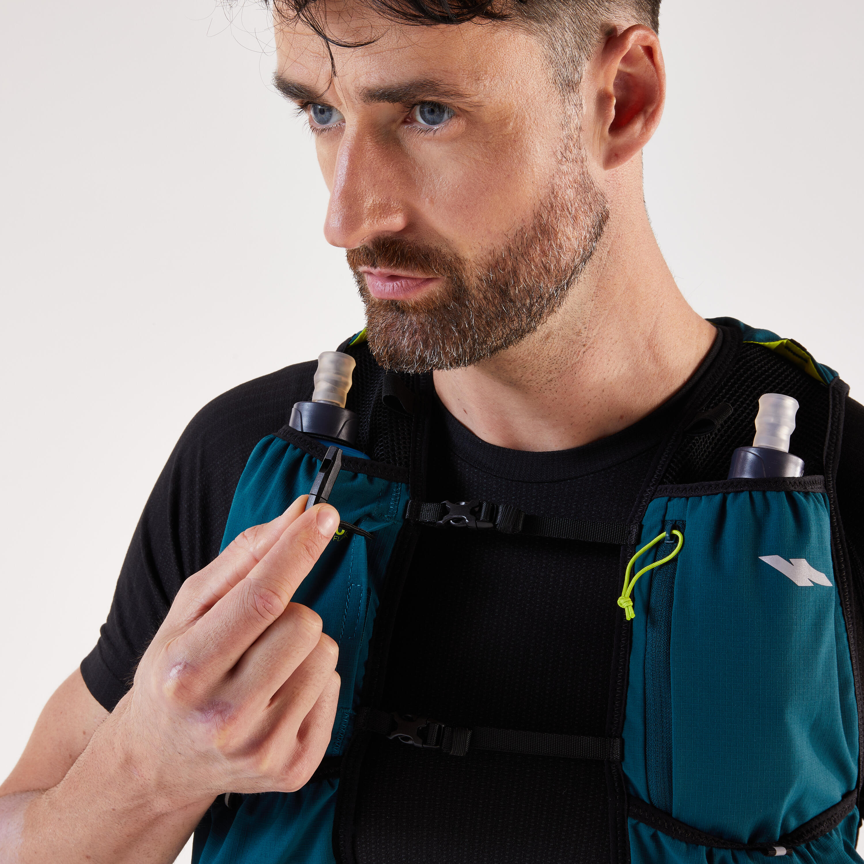 Sac trail running mixte + poche à eau 1L incluse- KIPRUN 500 8L BLEU 6/10