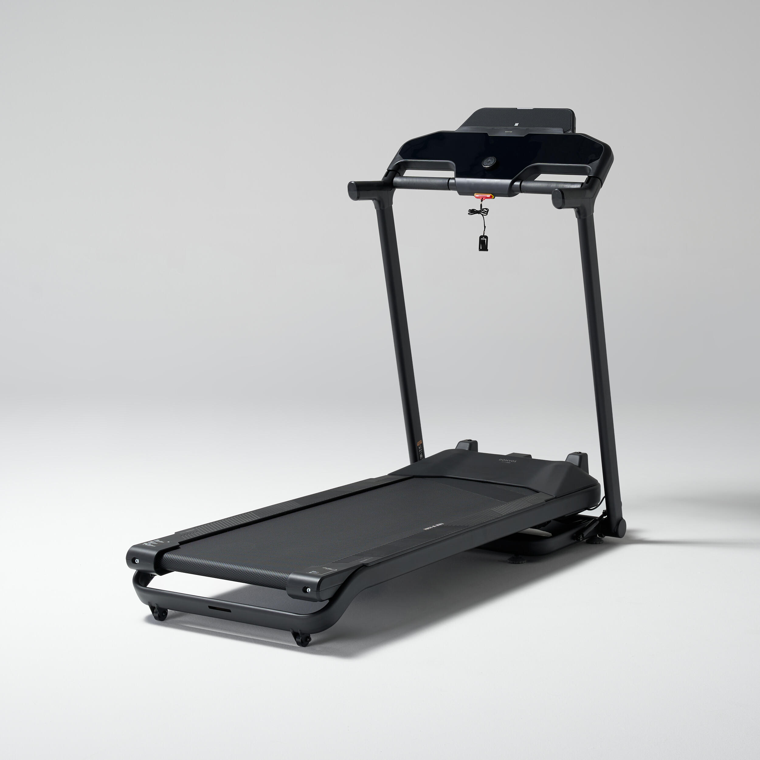 Folding running treadmill 16km/h, RUN500
