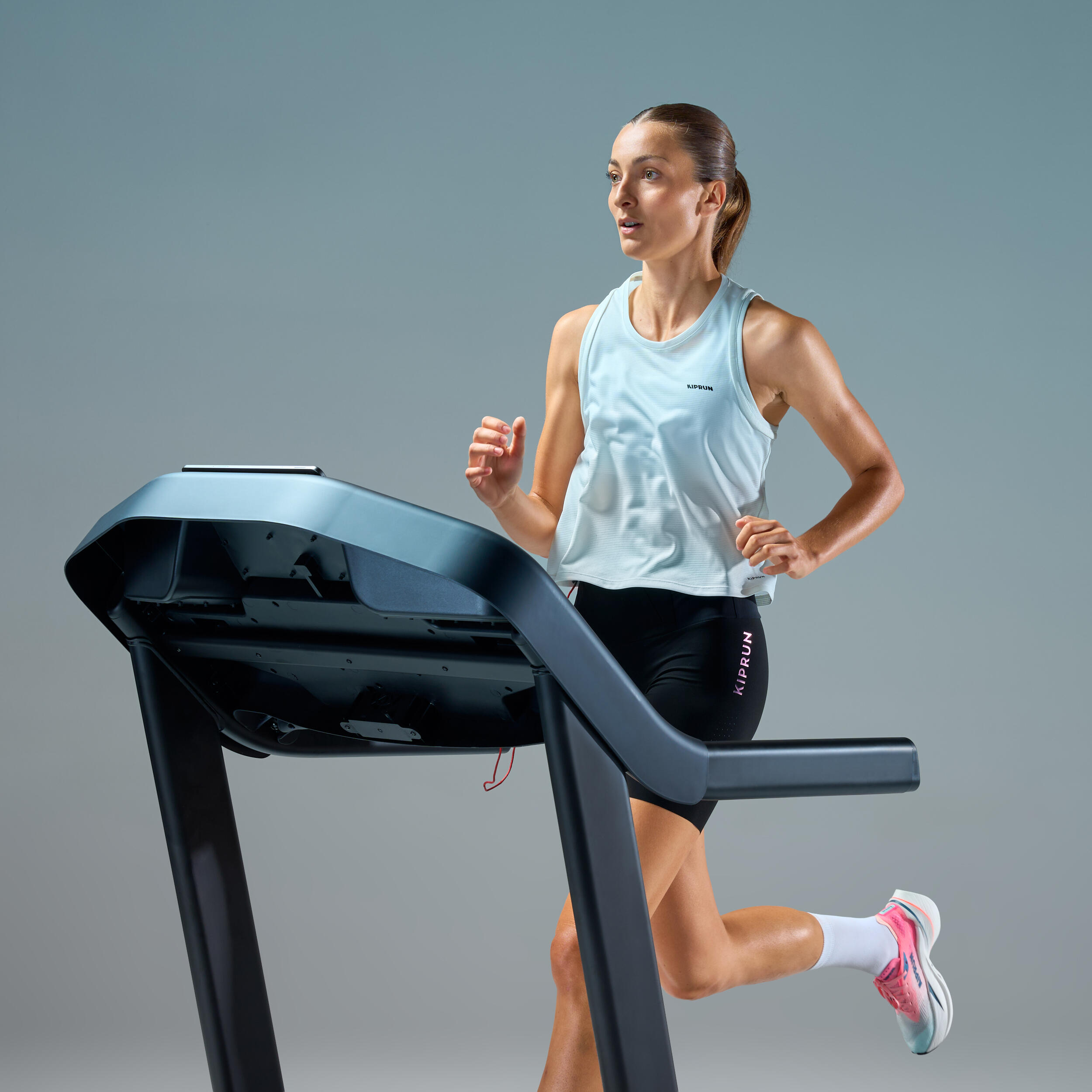 Treadmill 18 km/h T900D, with Decathlon Warranty