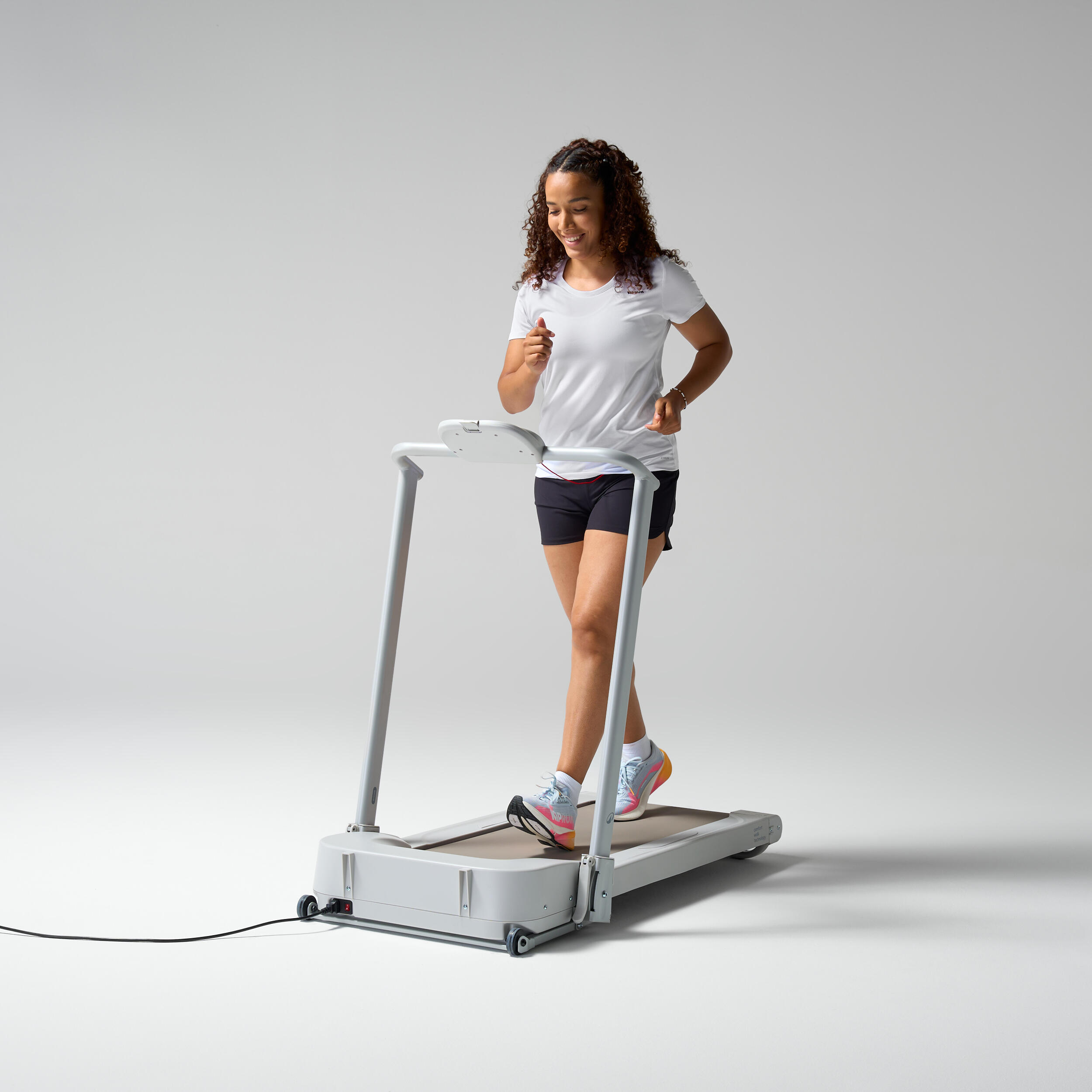 Tapis de marche pliable 8km/h, W500B garanti par Decathlon 6/10