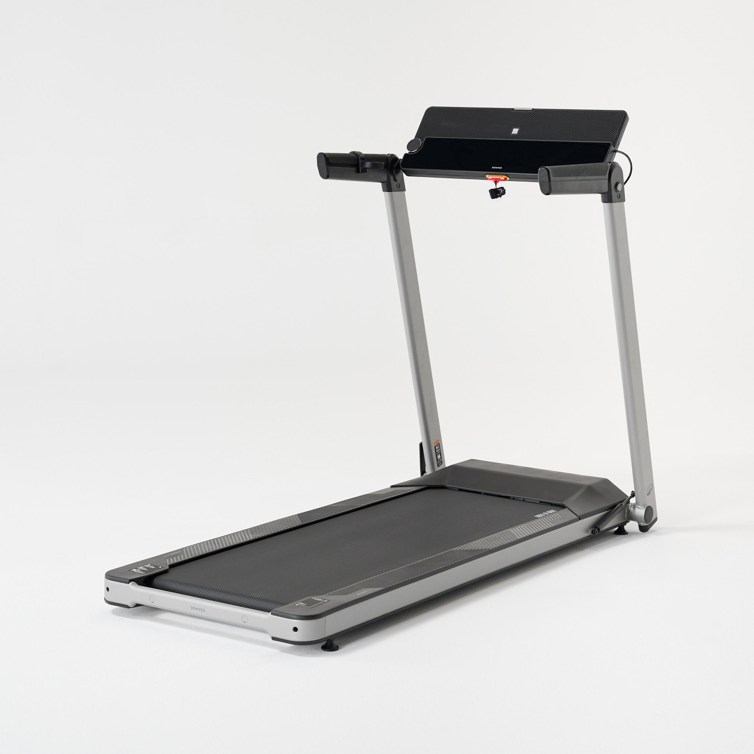 Compact running treadmill 14km/h, RUN100