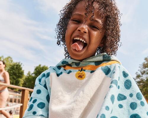 Poncho bébé et enfant imprimé chien