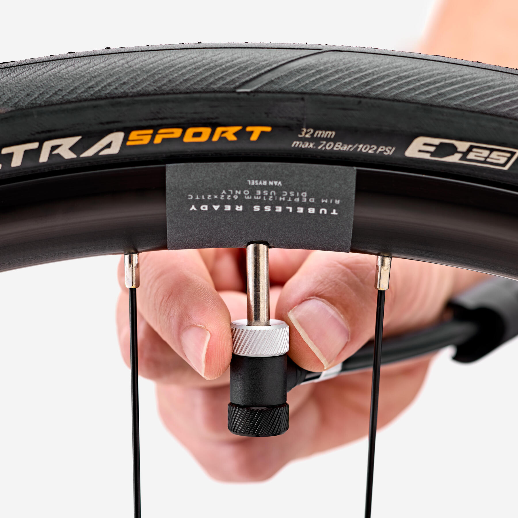 Riparare la camera d'aria della bici