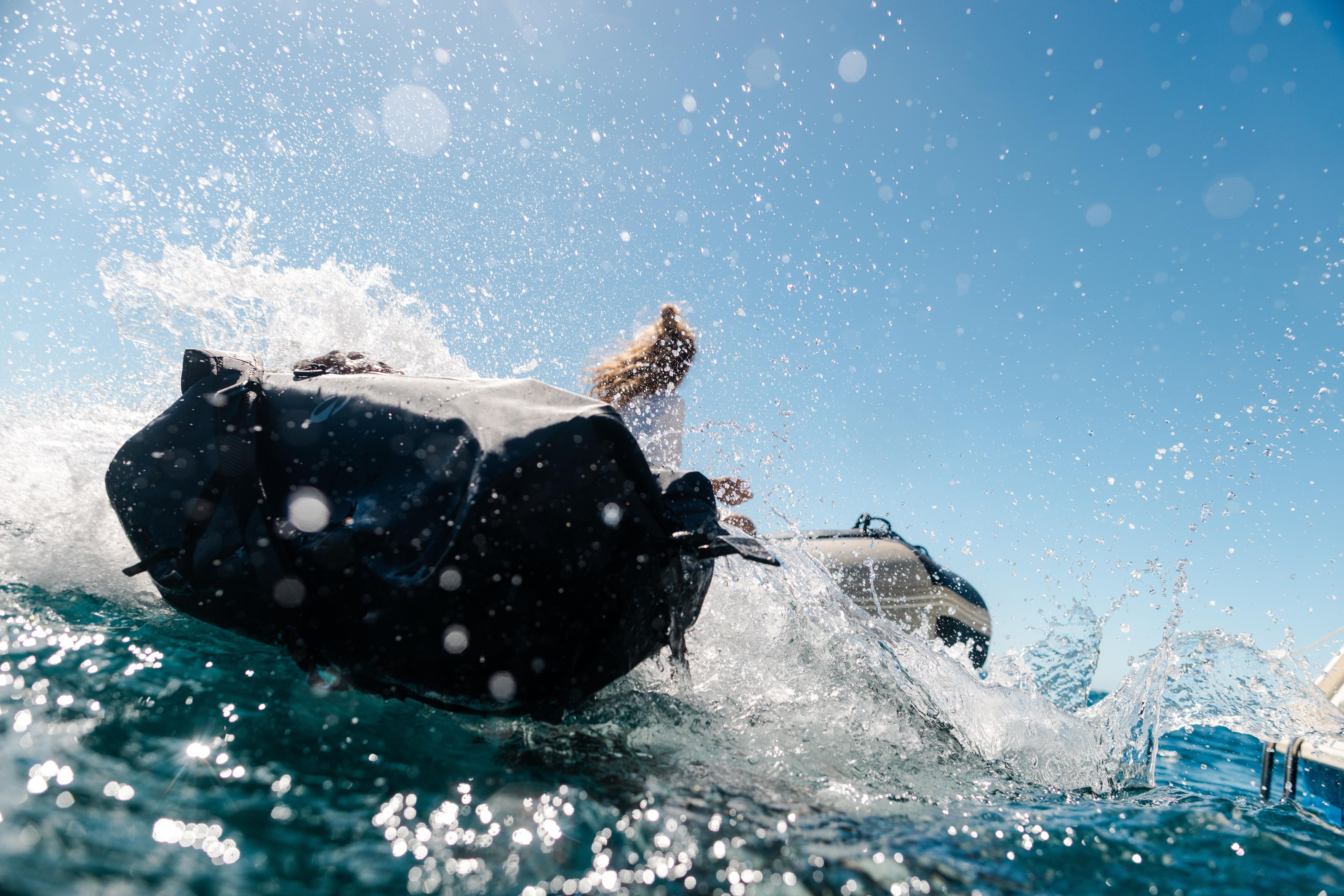 Sac de voyage étanche de sports d’eau 40 L, IPX6 - DECATHLON