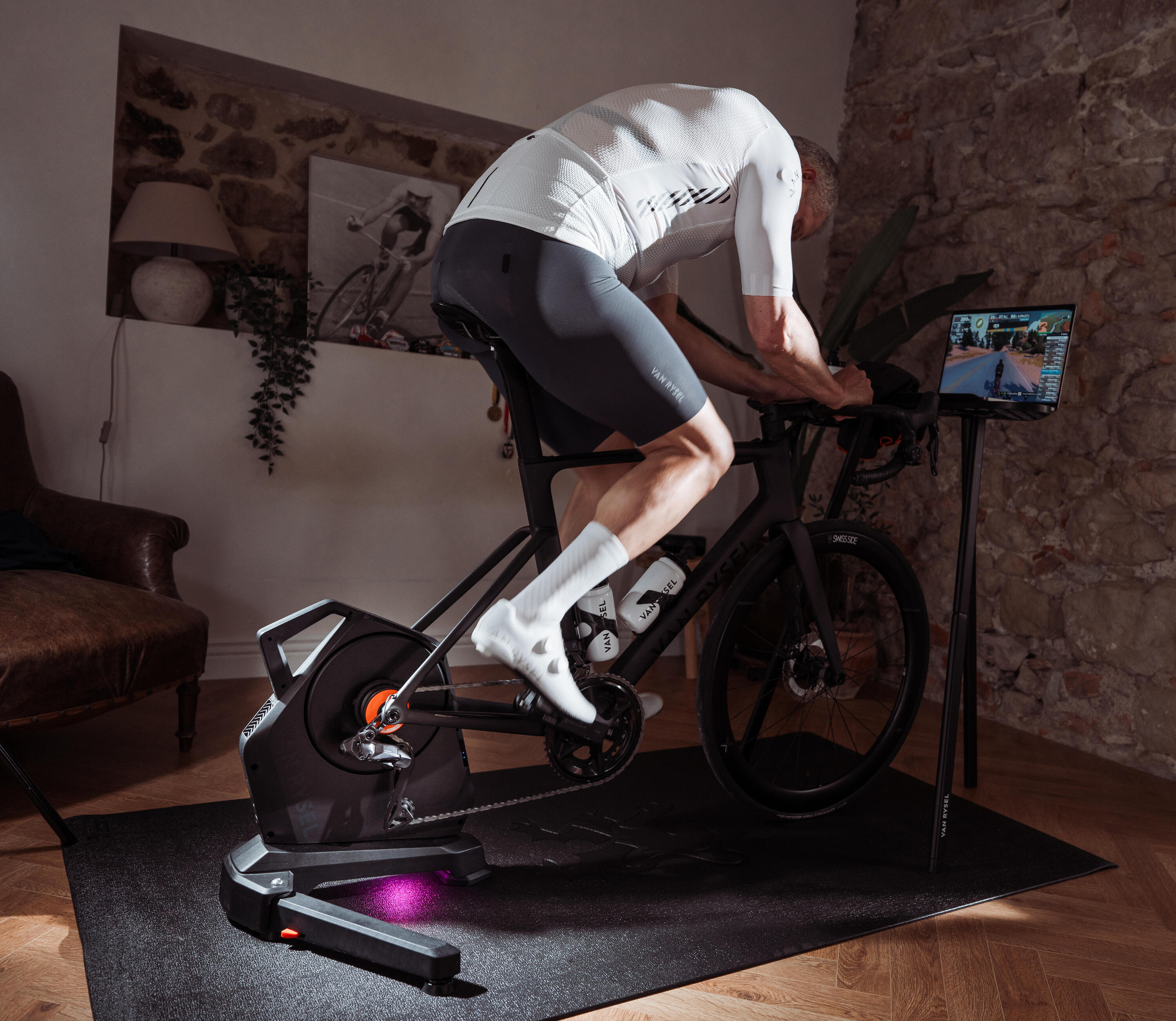 Rodillo Bicicleta RCR Transmisión Directa + Zwift Cog & Click 14/18