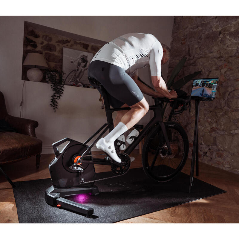 Home trainer RCR conectat cu „Zwift Cog and Click”