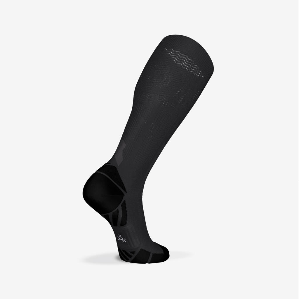 Kiprun 900 compression running socks-Black