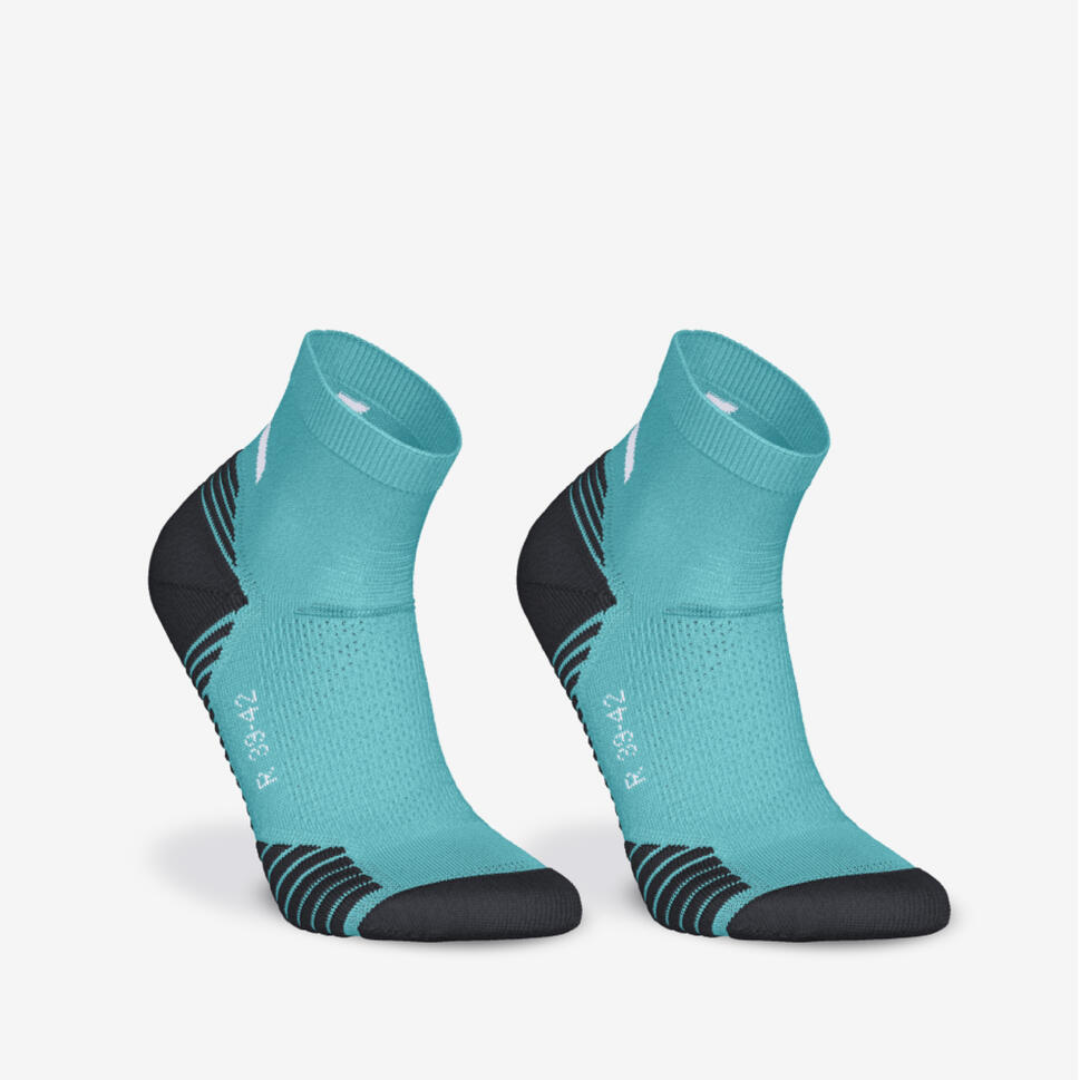 Běžecké střední ponožky Run 500 silné 2 páry. Zobrazit produkt.