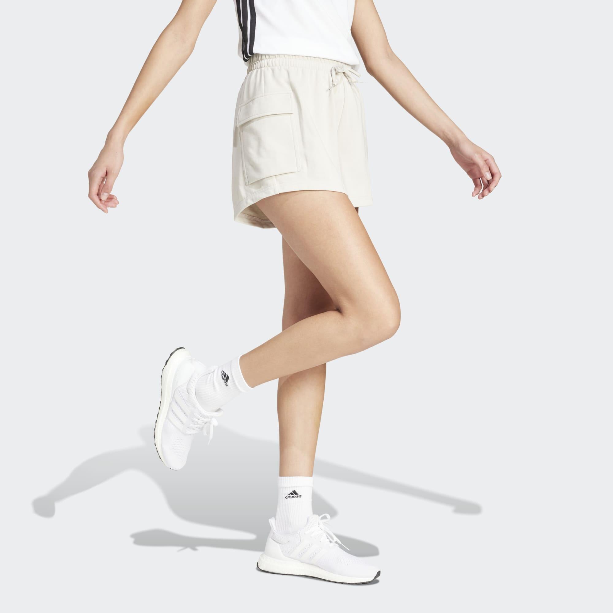 Women's Fitness Jersey Cargo Shorts - Beige 2/5