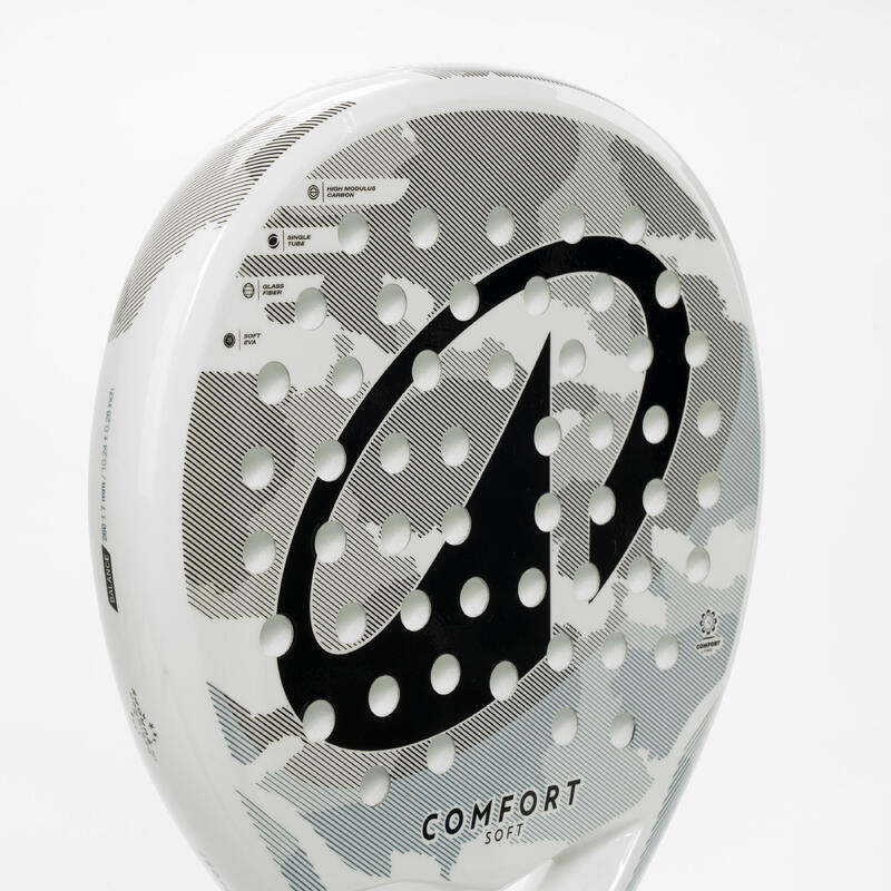 Kuikma PR Comfort Soft Review (2026): Decathlon's £40 Soft Control Racket Tested 2 Close detail of the Kuikma PR Comfort Soft padel racket face and frame