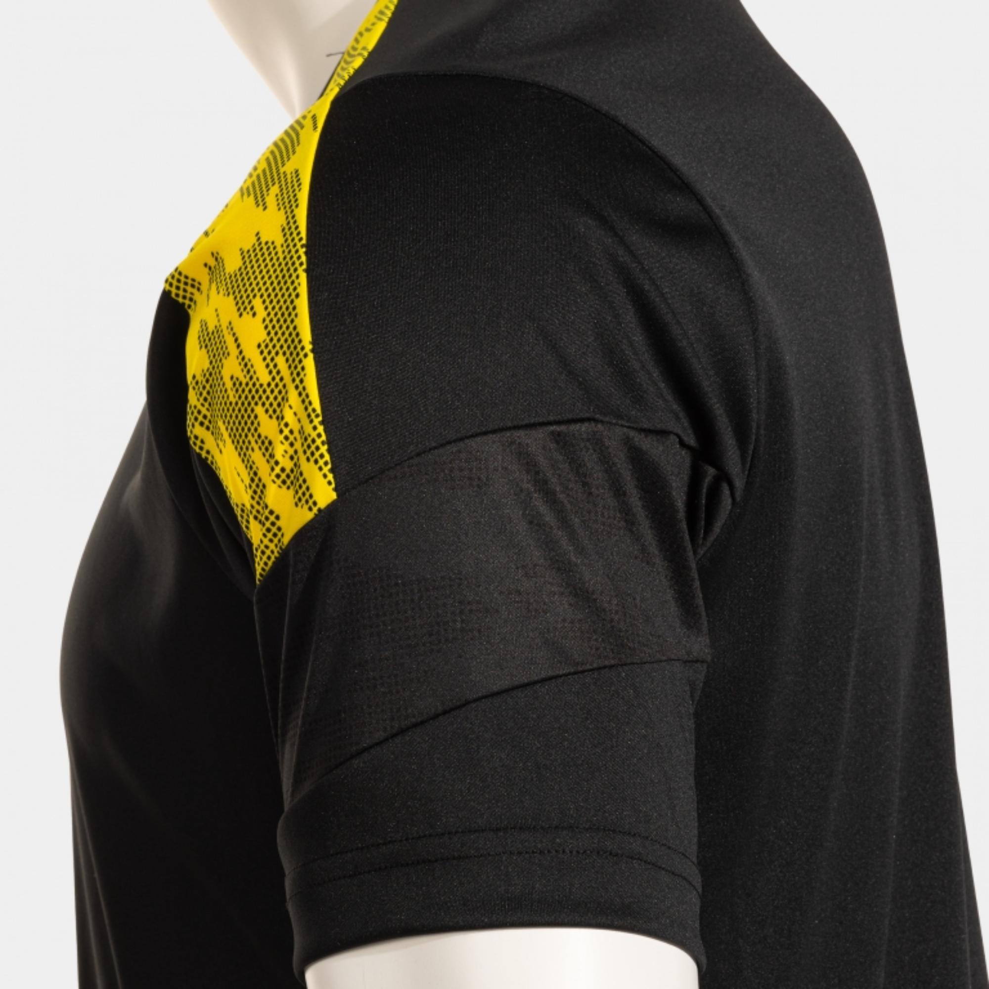 Camiseta Manga Corta Championship VIII Niño Negro Amarillo - CD 3/4