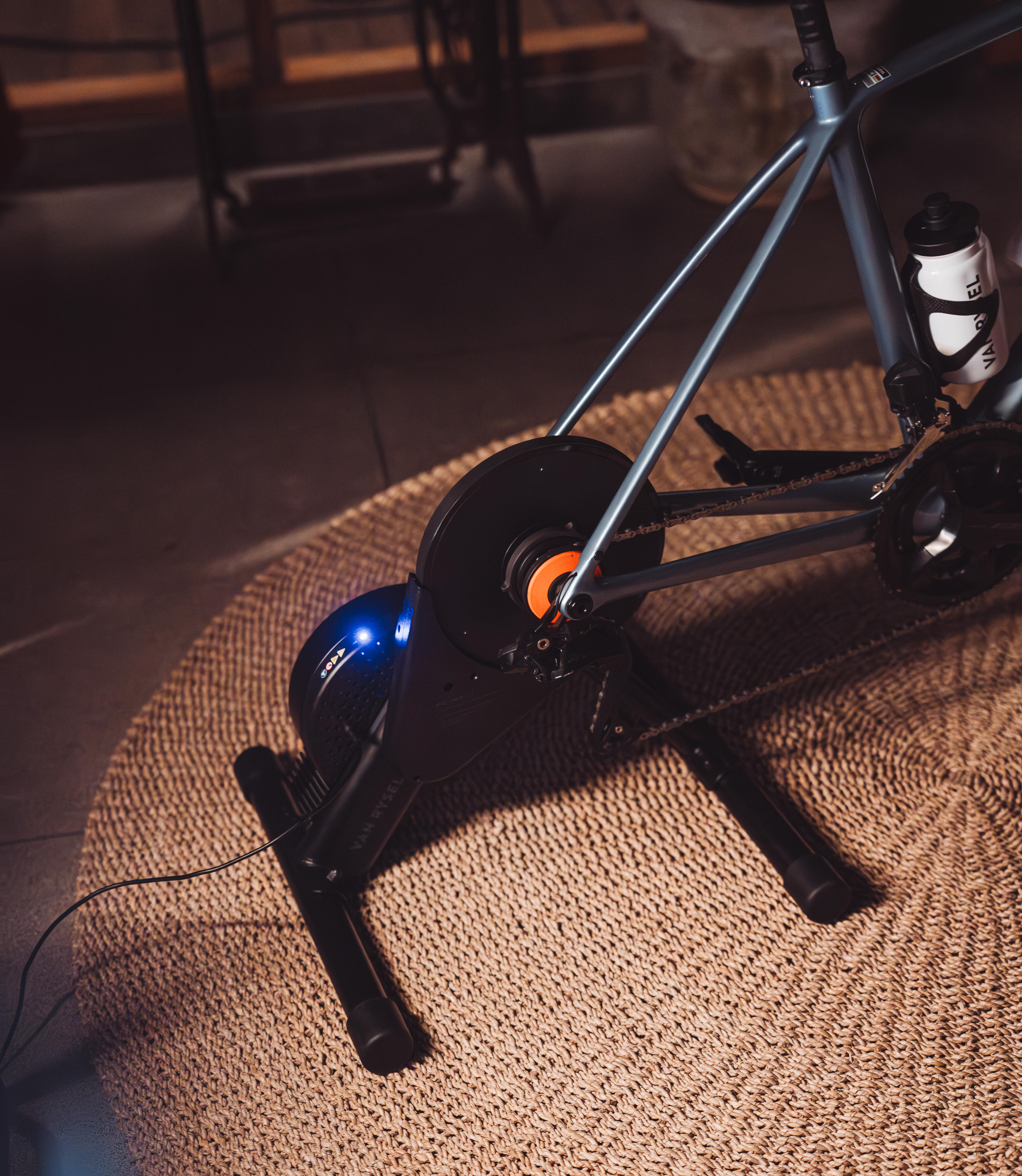 D500 Zwift Ready Bike Trainer - VAN RYSEL