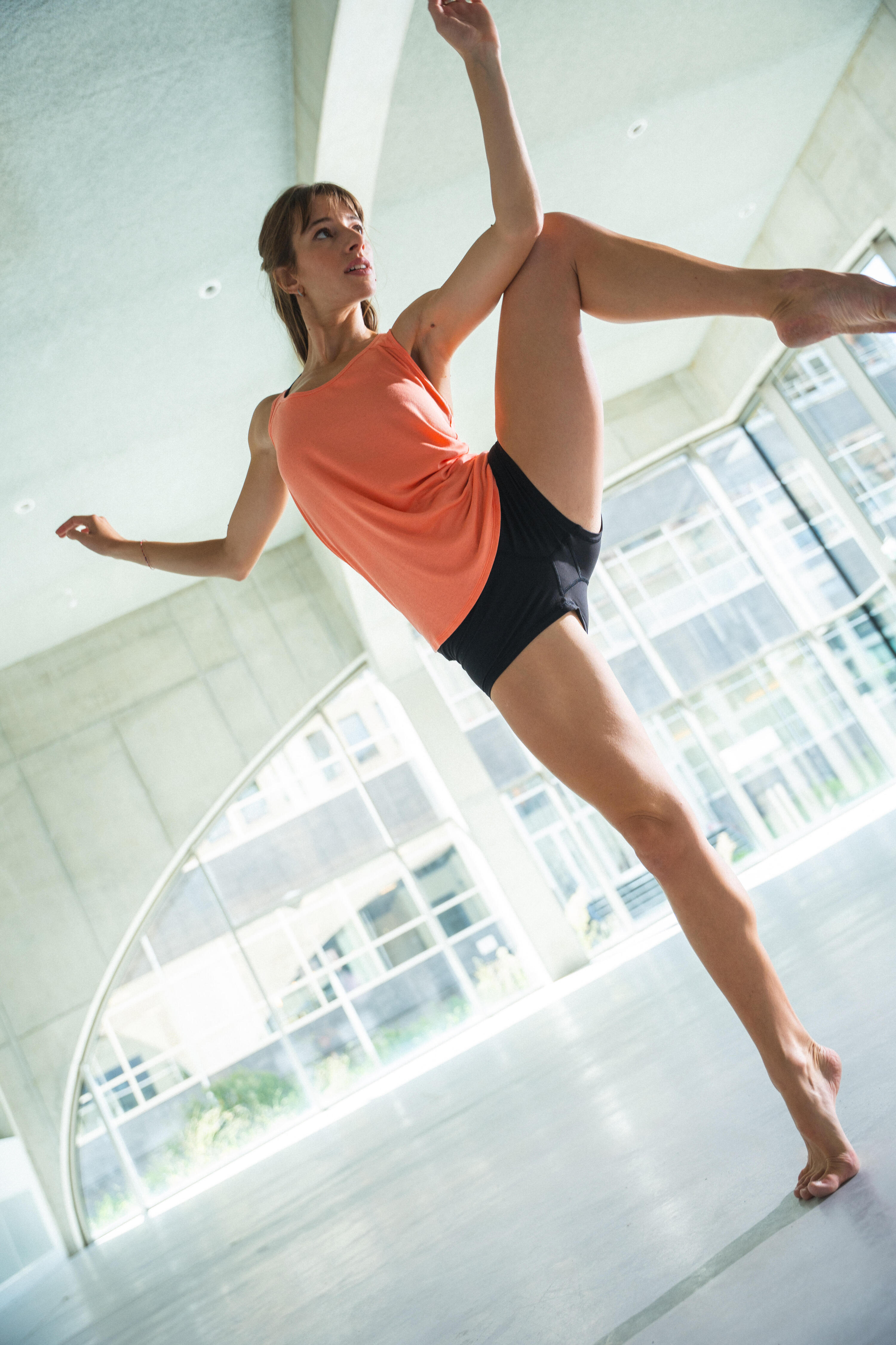 Women’s Modern Dance High-Waisted Shorts 6/11