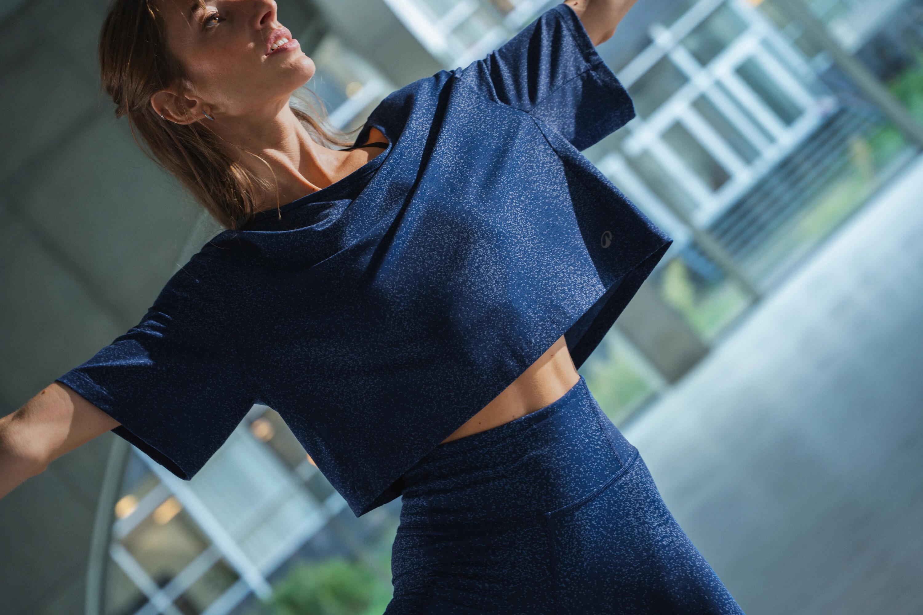 Dámské taneční tričko Crop 8/10