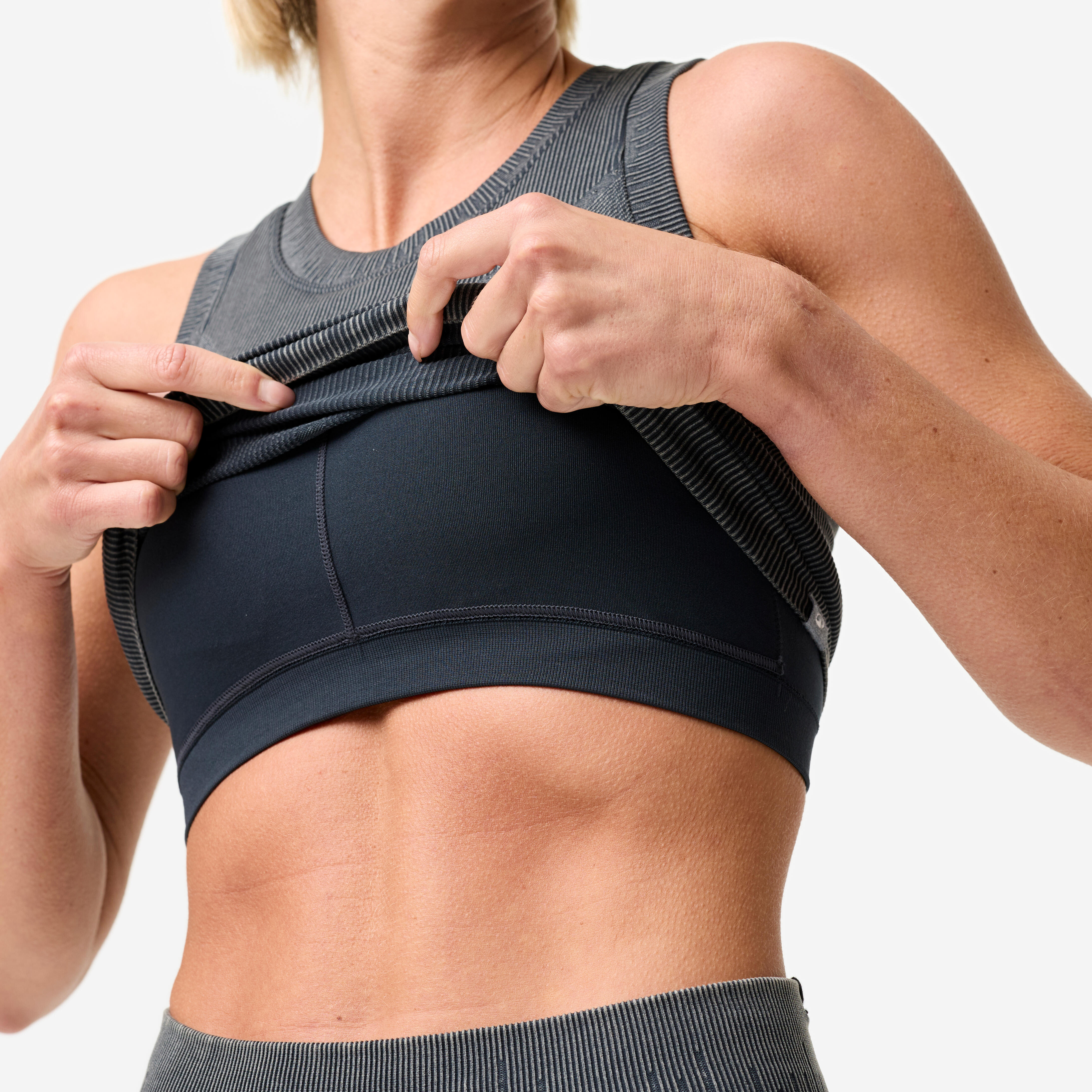 Camisole courte côtelée avec brassière intégrée femme - DECATHLON