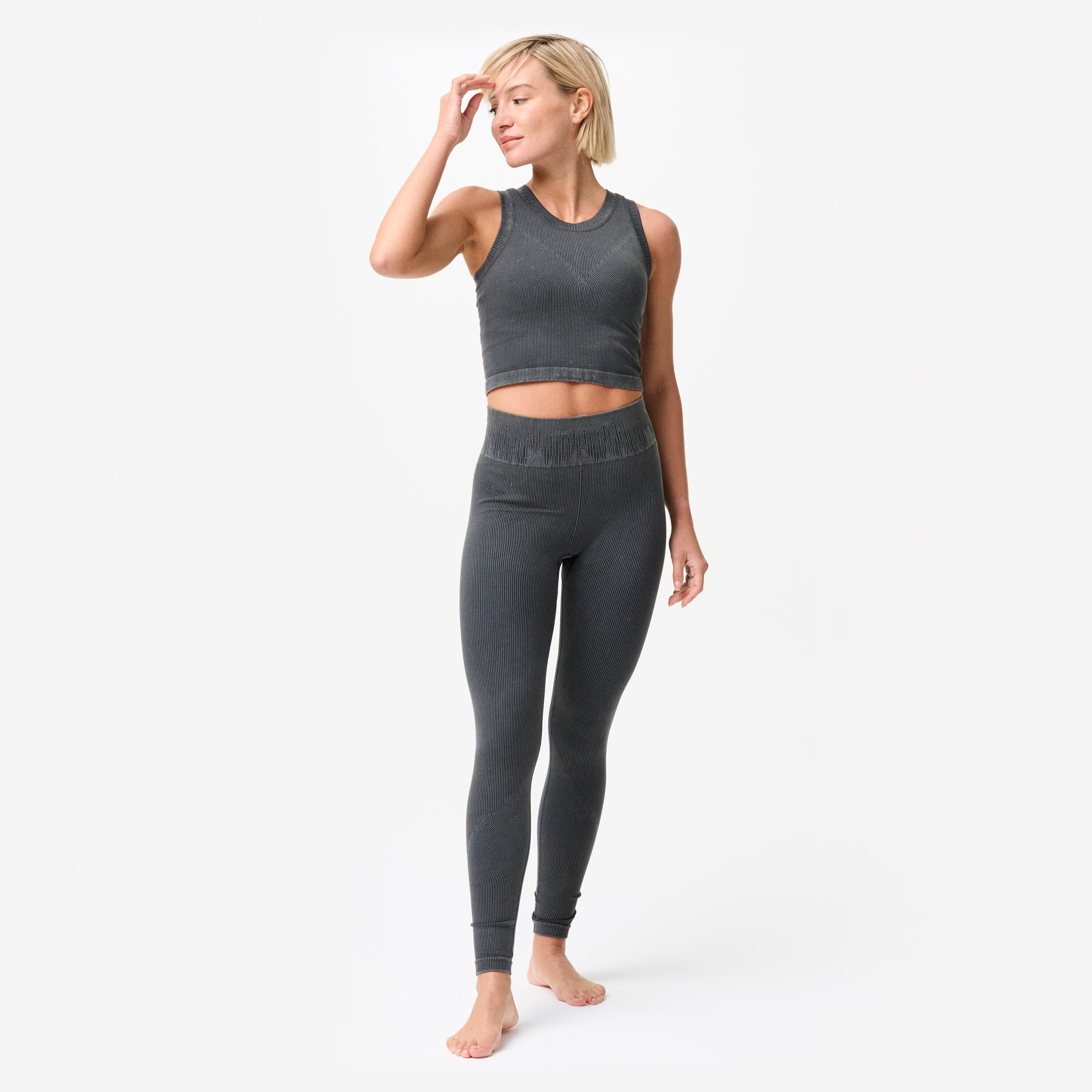 Camisole courte côtelée avec brassière intégrée femme 2/11