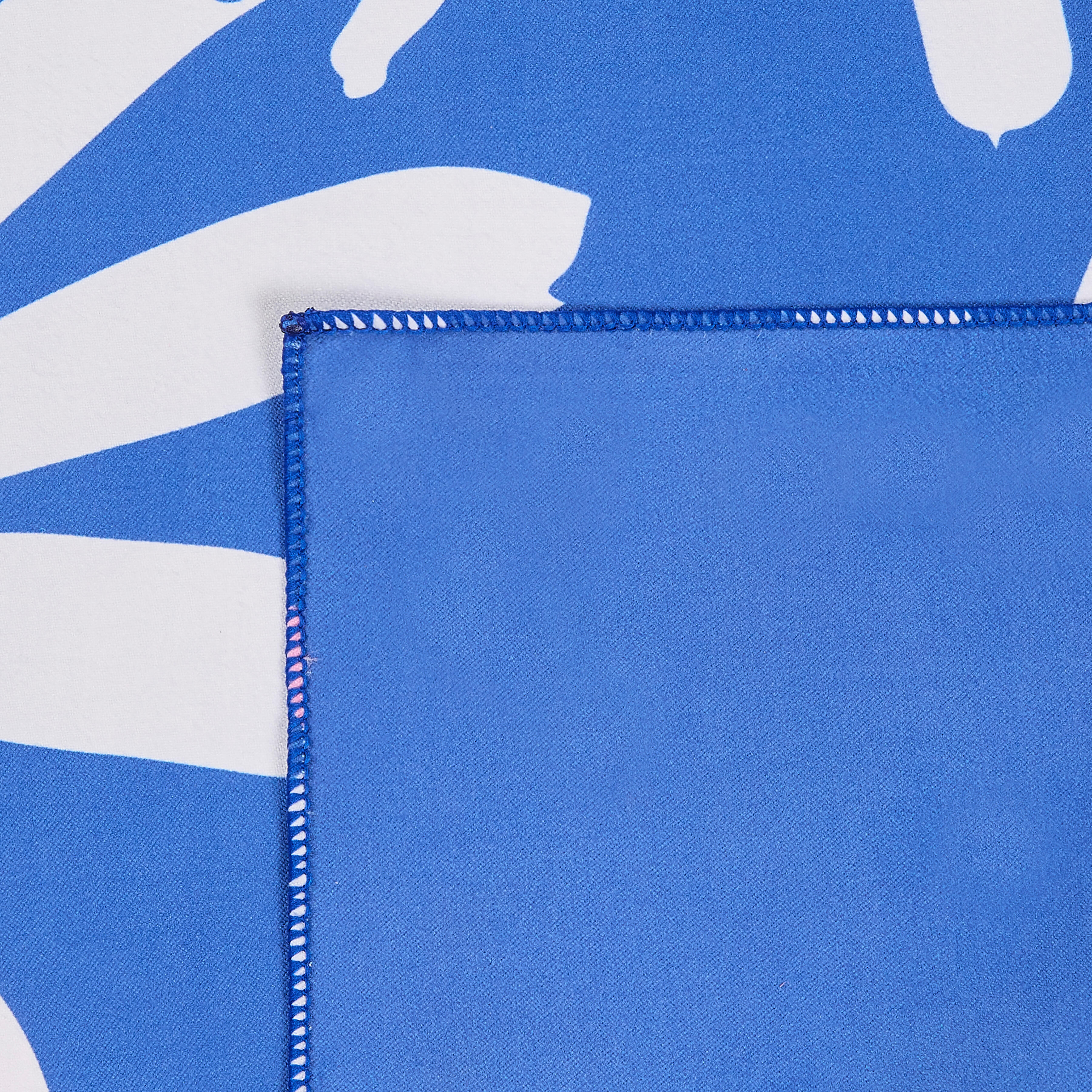 Microfibre Towel XL with Print, 110 x 175 cm - DECATHLON