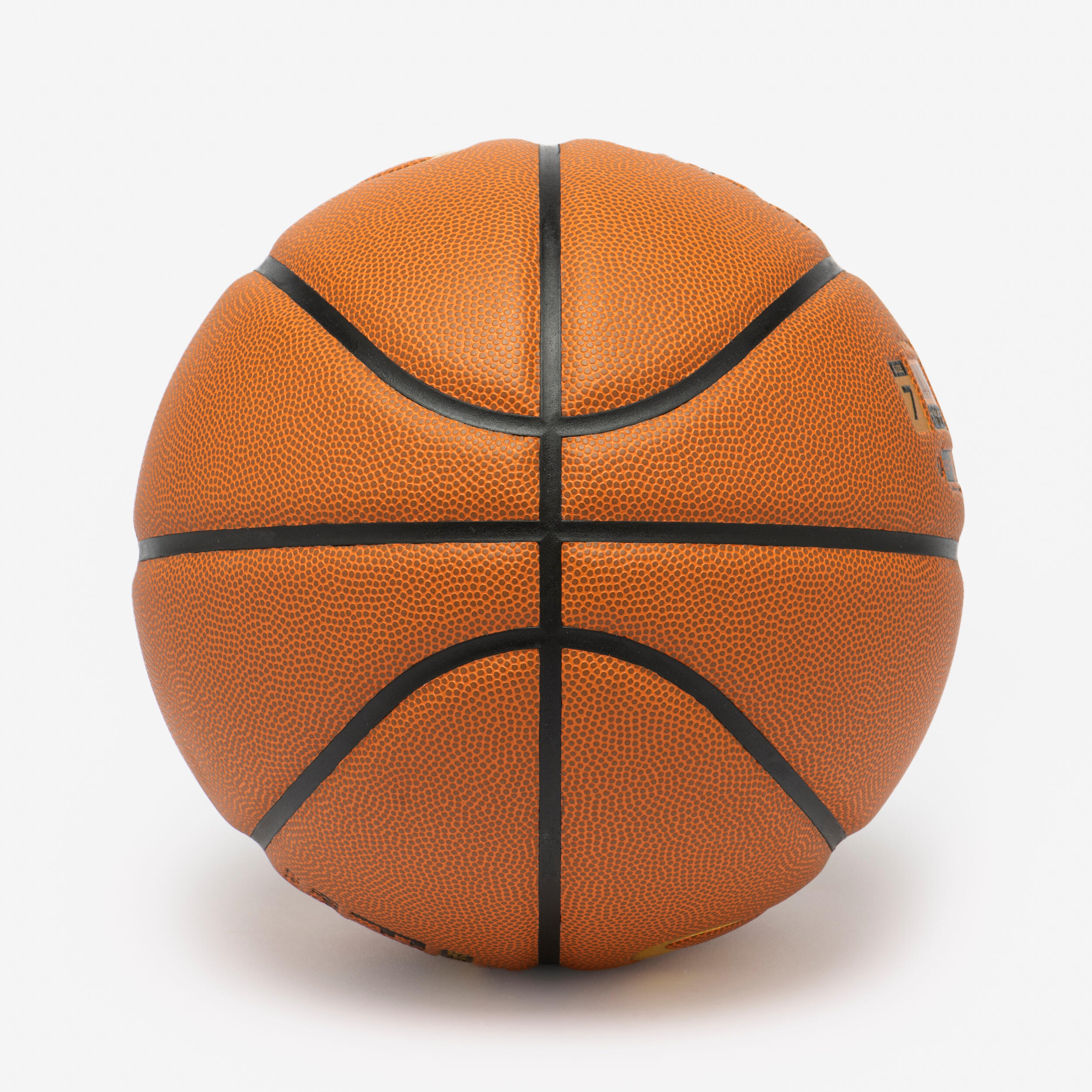Ballon de basketball de taille 7 – BT 900 6/7
