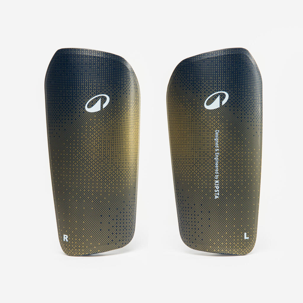 Modri nogometni golenski ščitniki za odrasle z dodatnimi rokavi F500