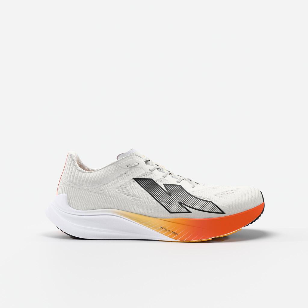 Men's road running shoes, Kiprun Kipstorm Interval - White/Red