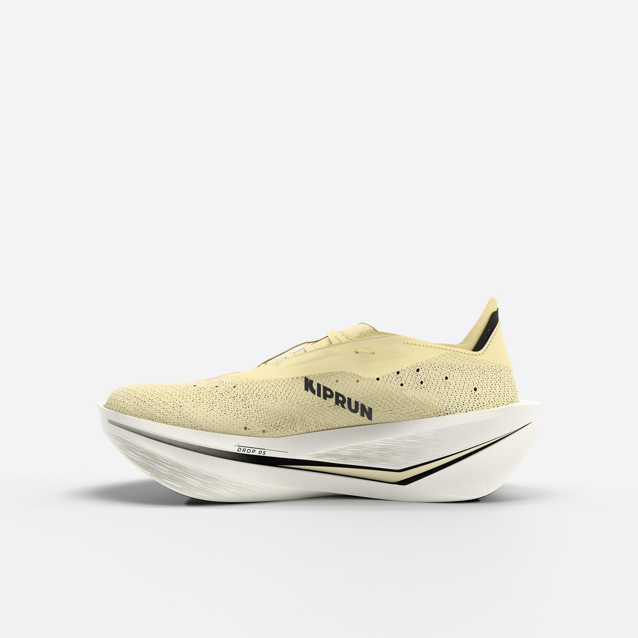 Chaussures de running à plaque carbone femme, Kiprun Kipstorm Elite jaune clair