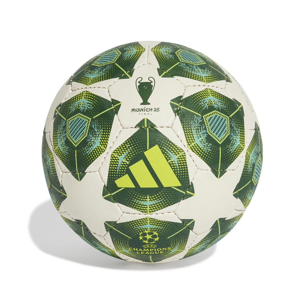 BALLON UCL HARD GROUND WHITE/SHAGRN/HIREGR/ ADIDAS