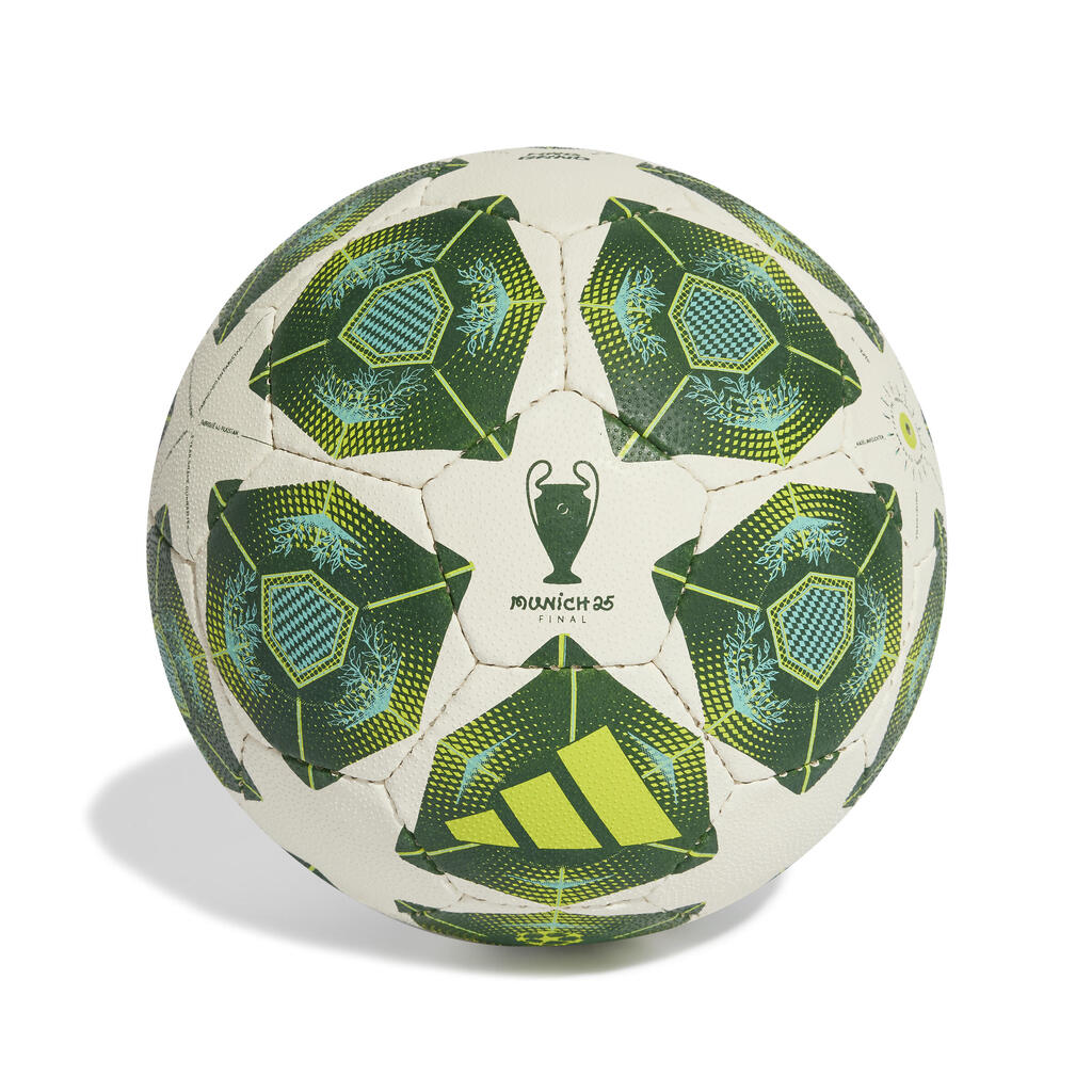 BALLON UCL HARD GROUND WHITE/SHAGRN/HIREGR/ ADIDAS
