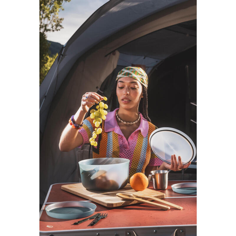 Salatieră din plastic de 3,5 L cu capac și tacâmuri din lemn, 4 elemente