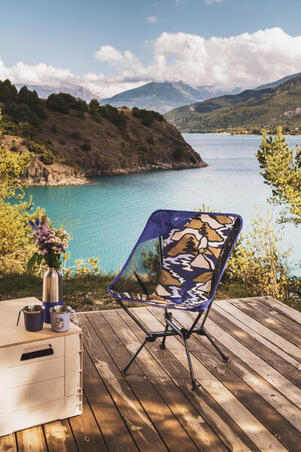 Крісло складане 500 для кемпінгу розмір M фіолетове