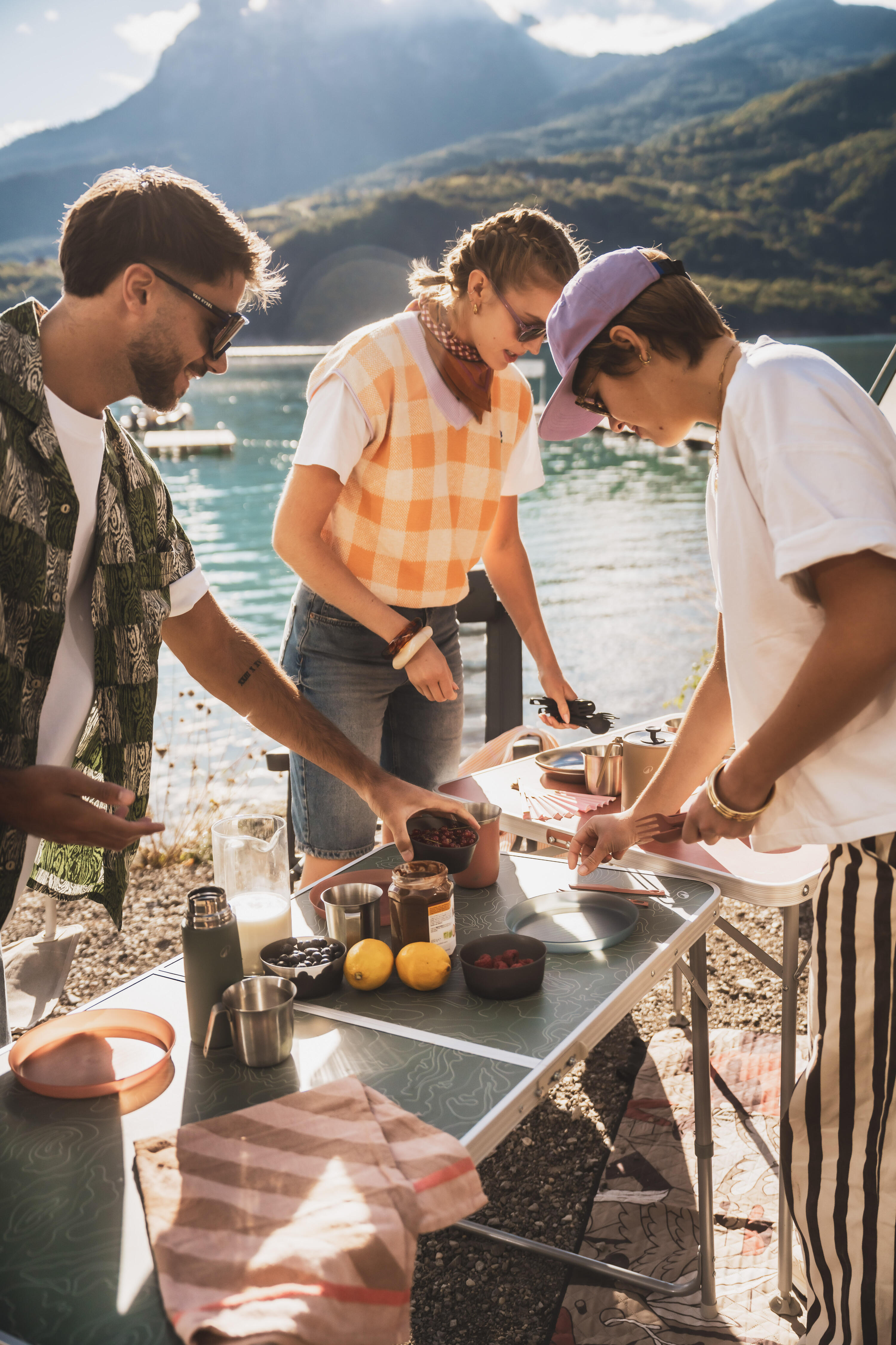 Table de camping pliable pour 4 à 6 personnes 10/12