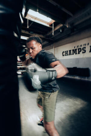 Рукавиці боксерські з монолітної піни чорні